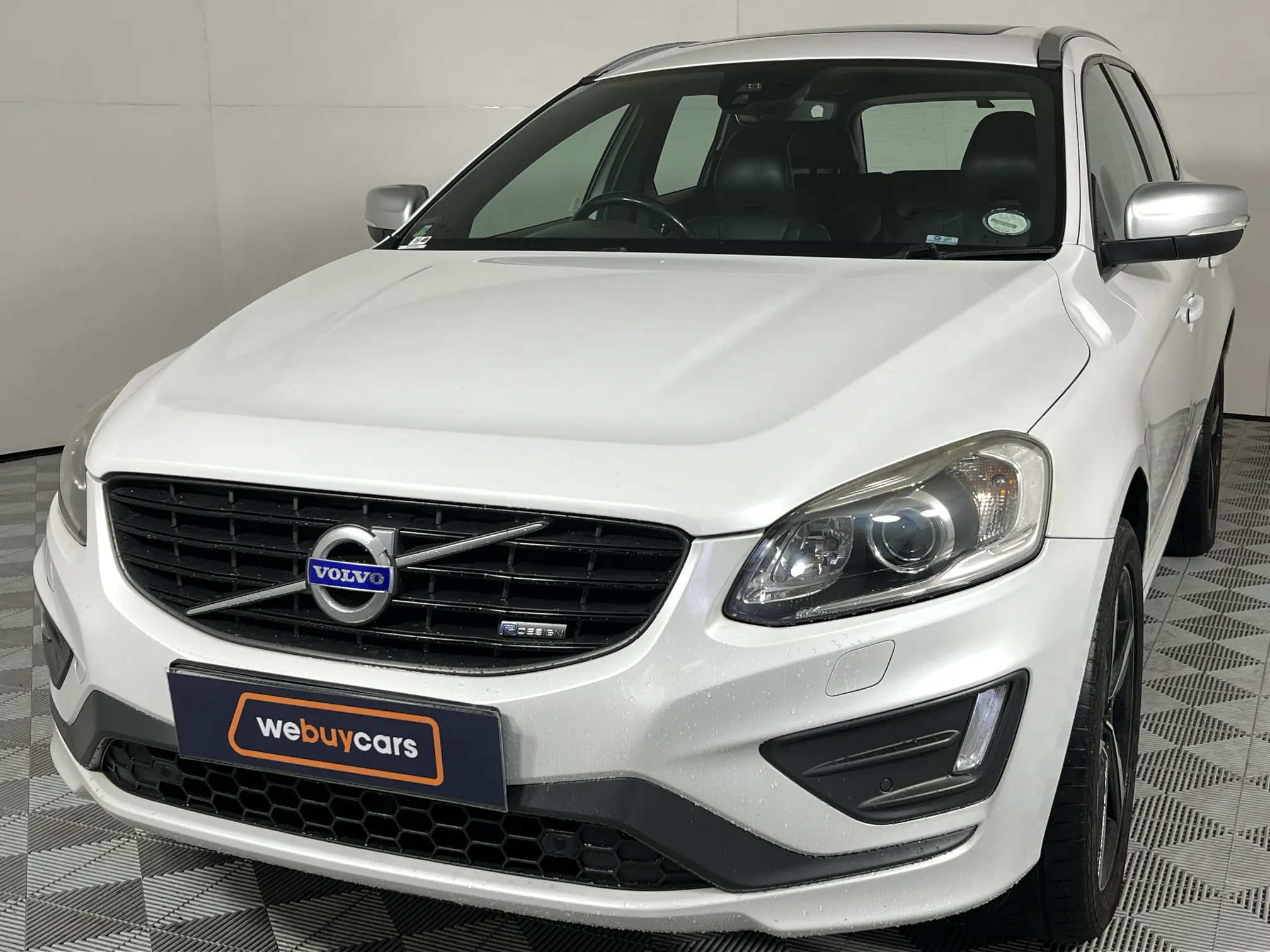 2014 Volvo Xc60 T6 Geartronic R-Design AWD