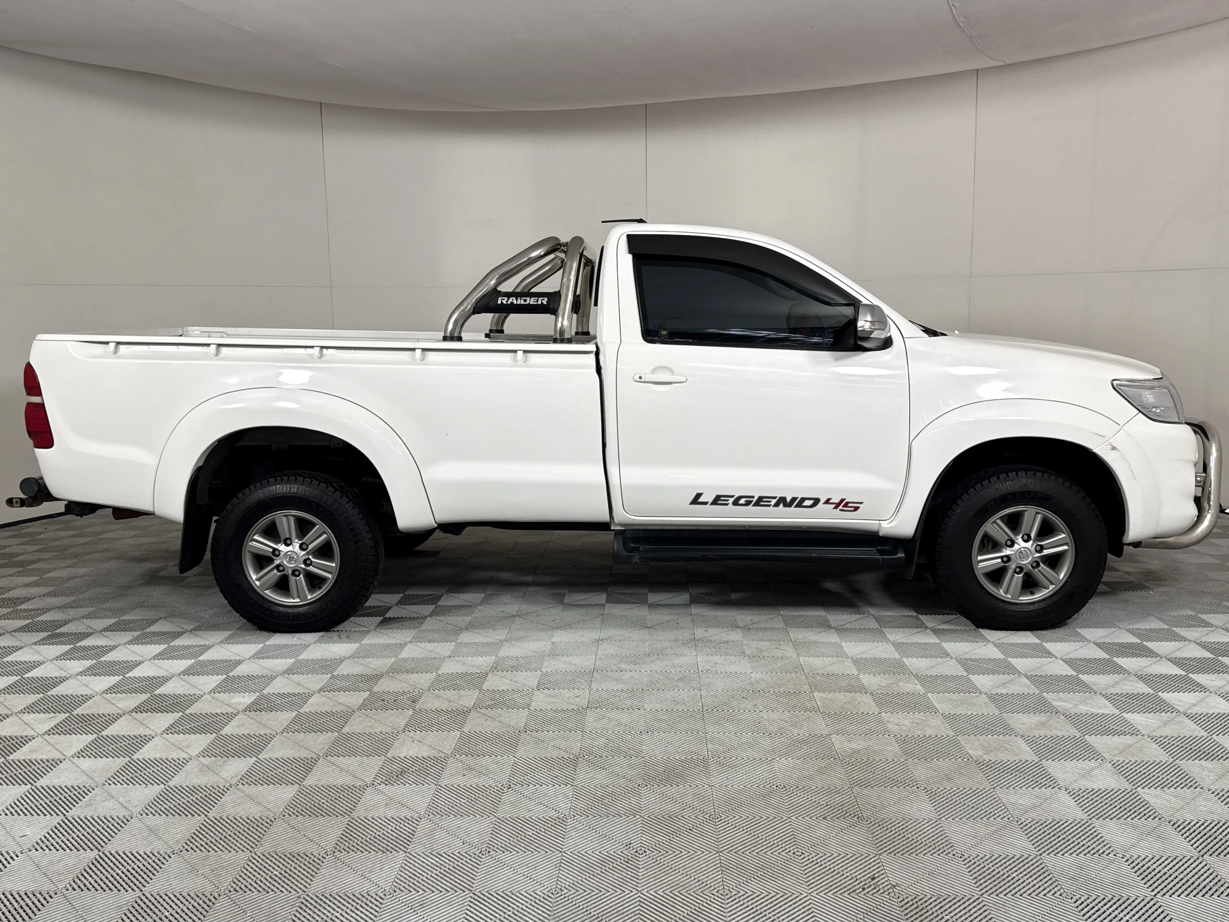 2015 Toyota Hilux 2.7 Vvti Legend 45 R/B Pick Up Single Cab, photo 4