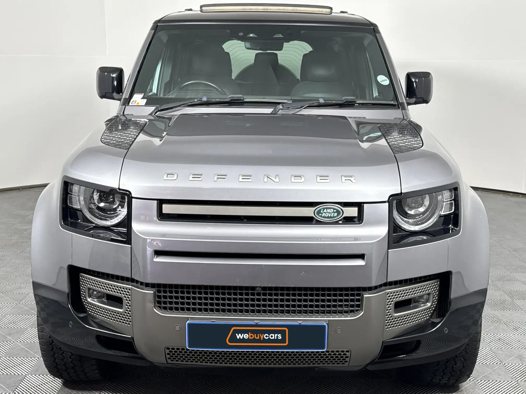 Land Rover Defender 110