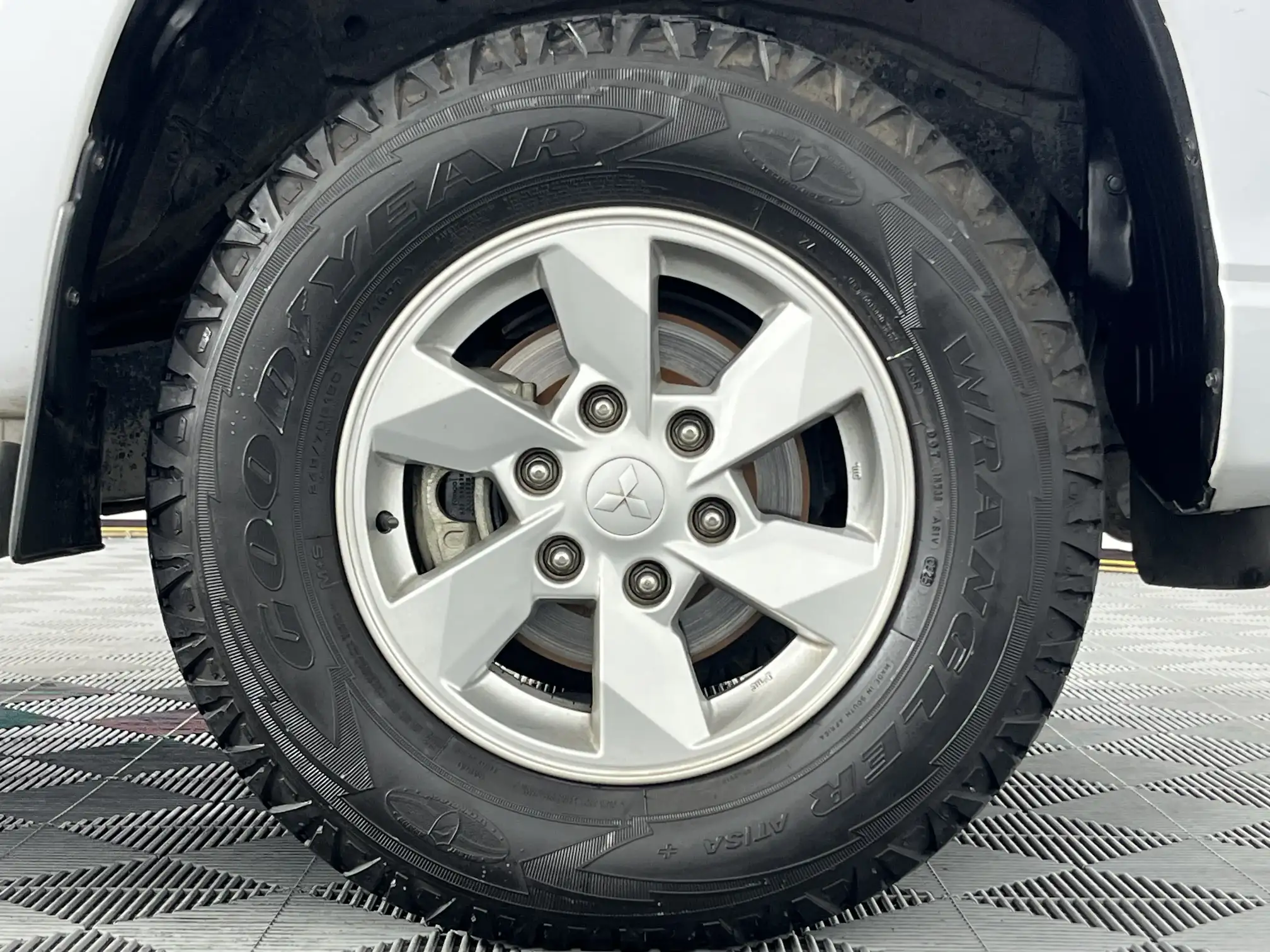 Mitsubishi Triton