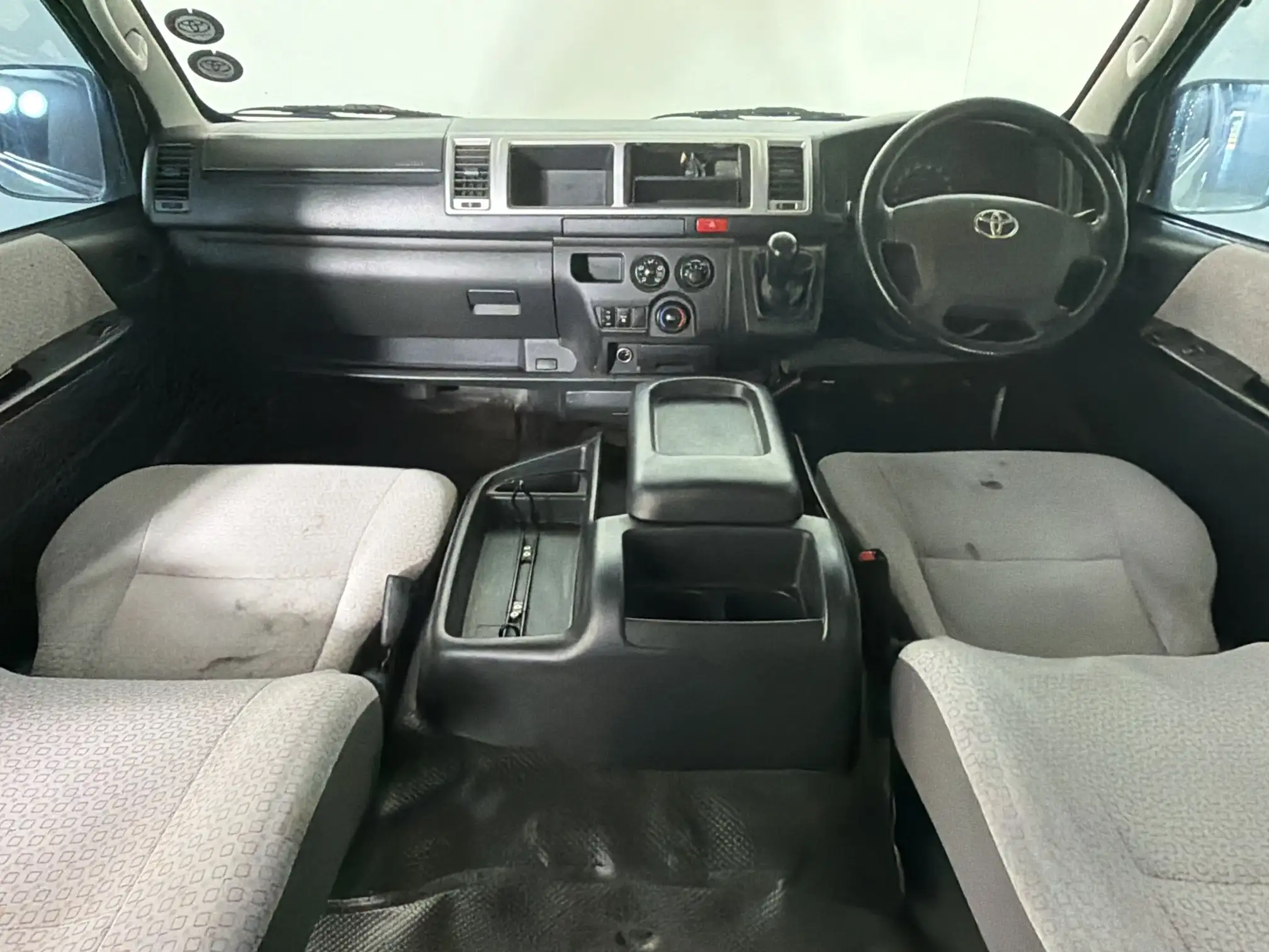 Toyota Quantum