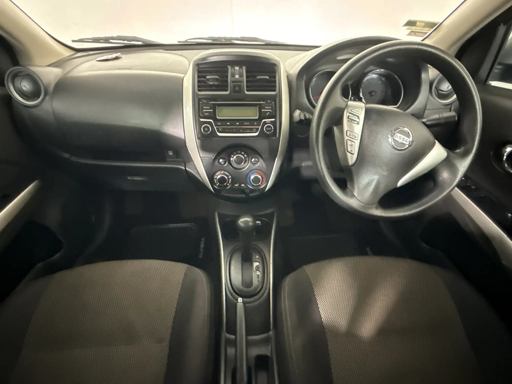 Nissan Almera
