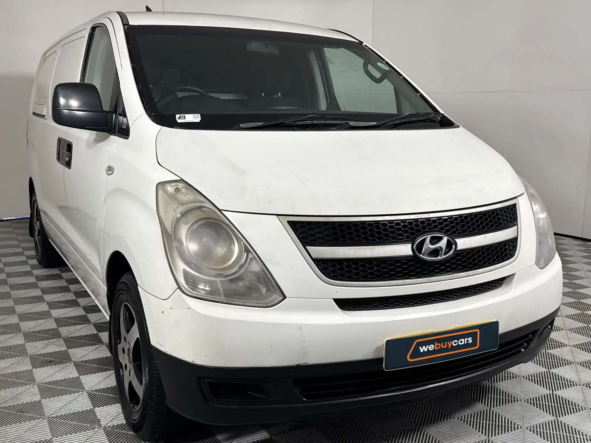 Hyundai H-1