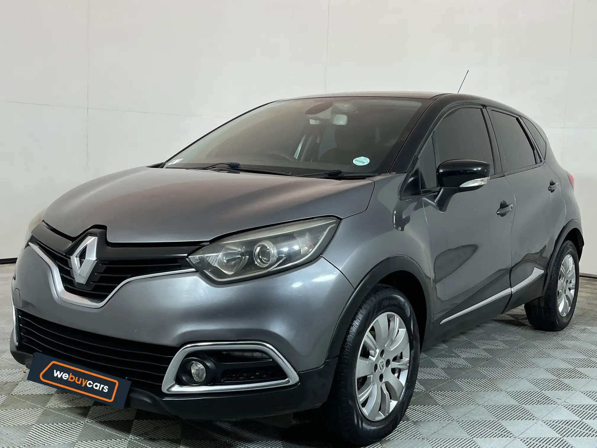 2016 Renault Captur 900t Dynamique 5-Door (66 KW) at JHB South (GP) for sale Rundefined