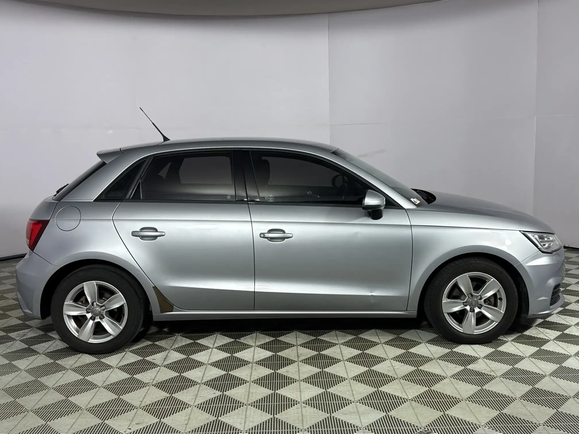 Audi A1