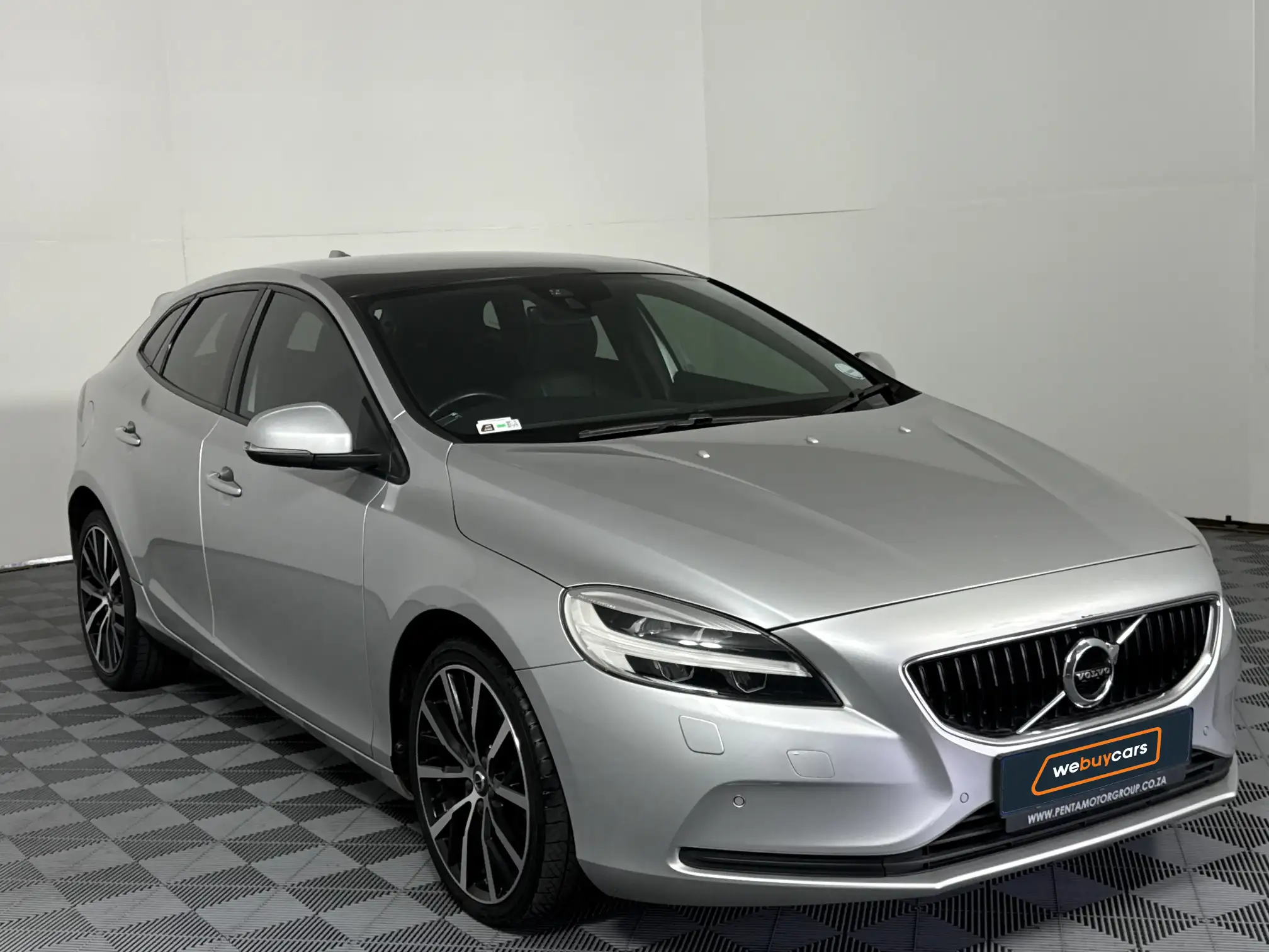 Volvo V40