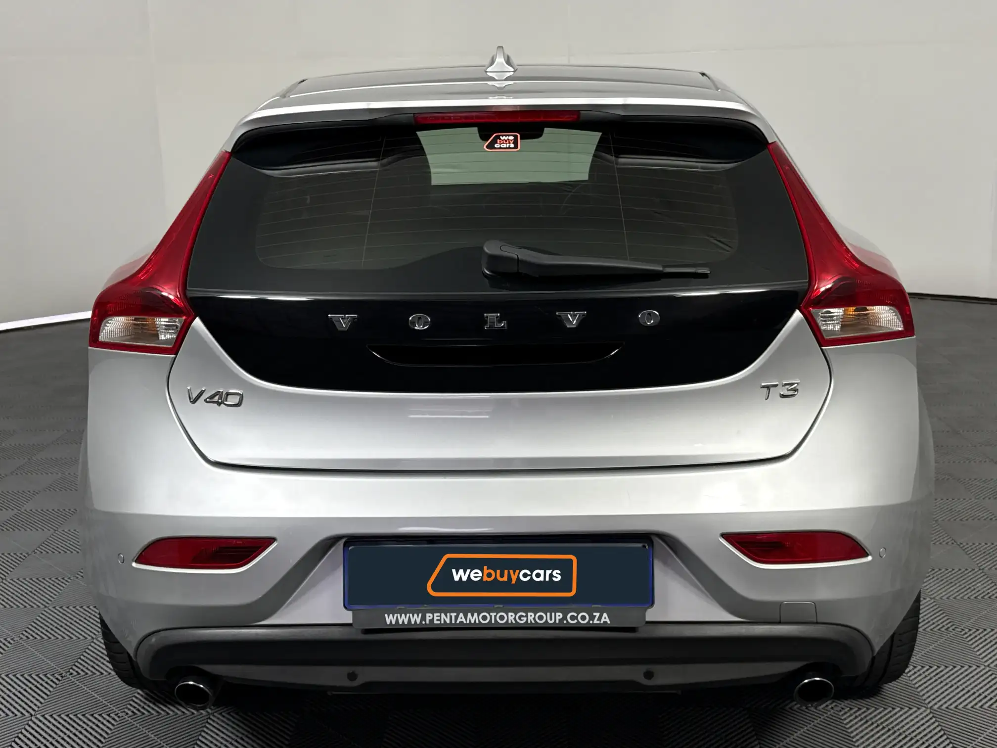 Volvo V40