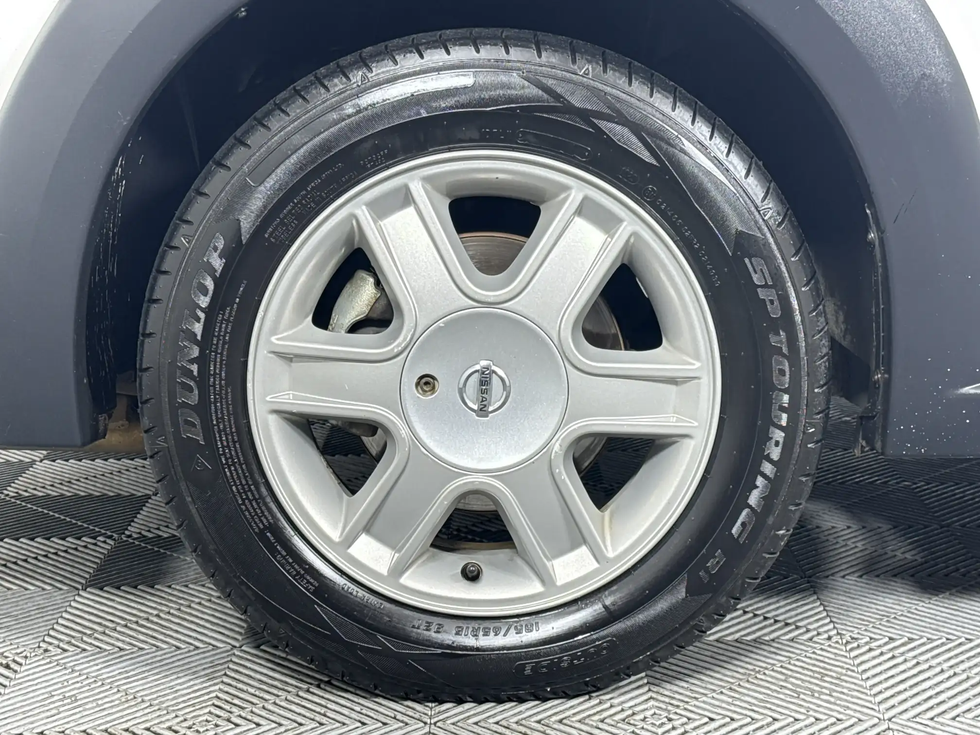 Nissan NP200