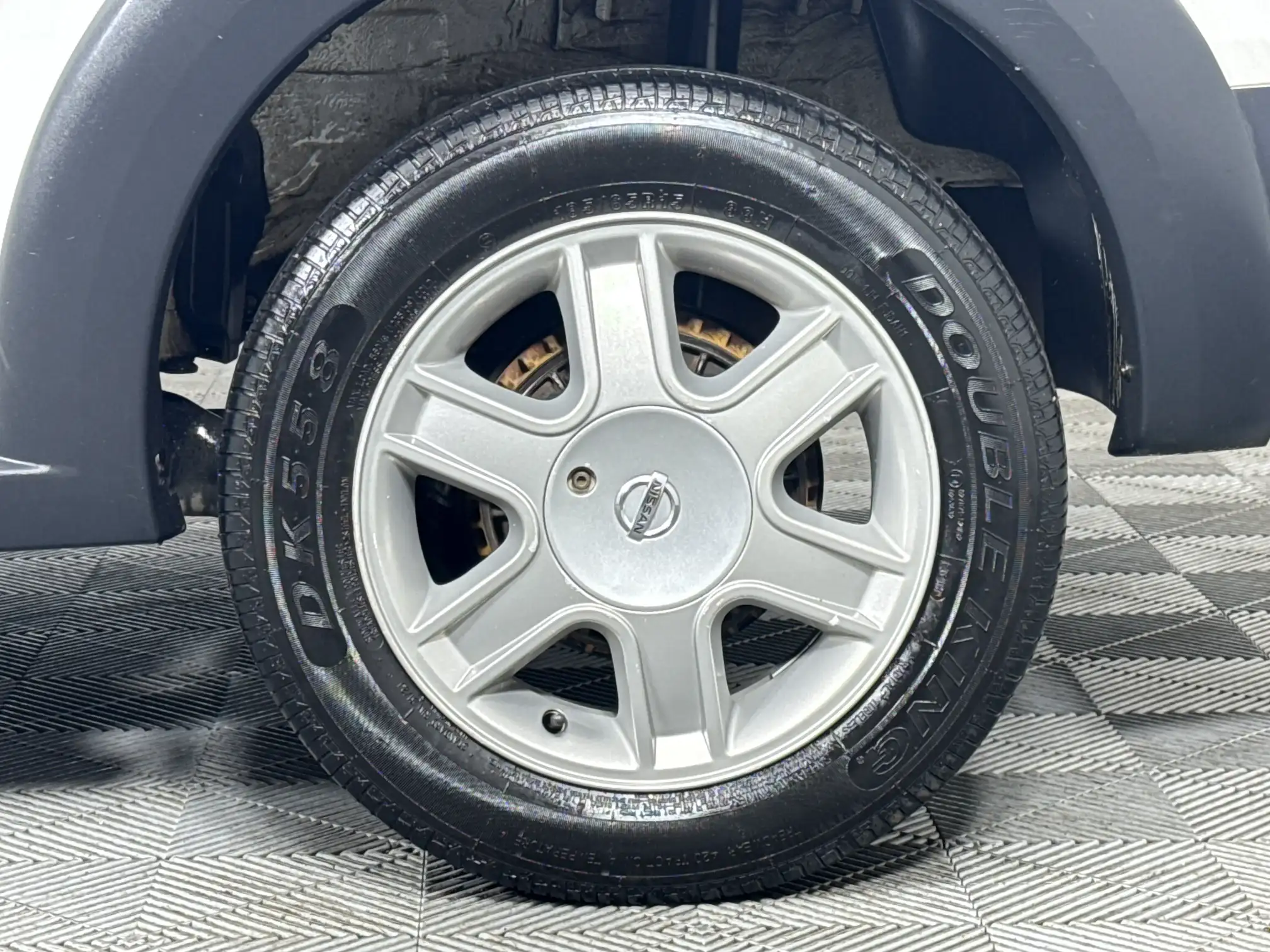 Nissan NP200