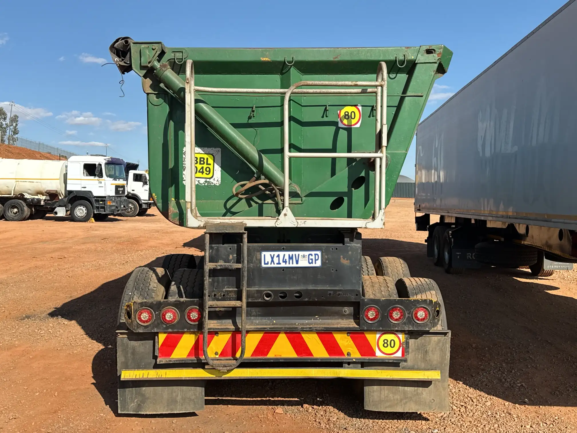 HPC Side tipper