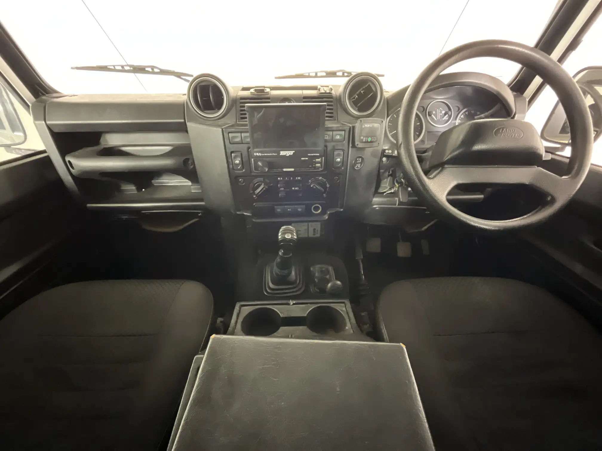Land Rover Defender 110