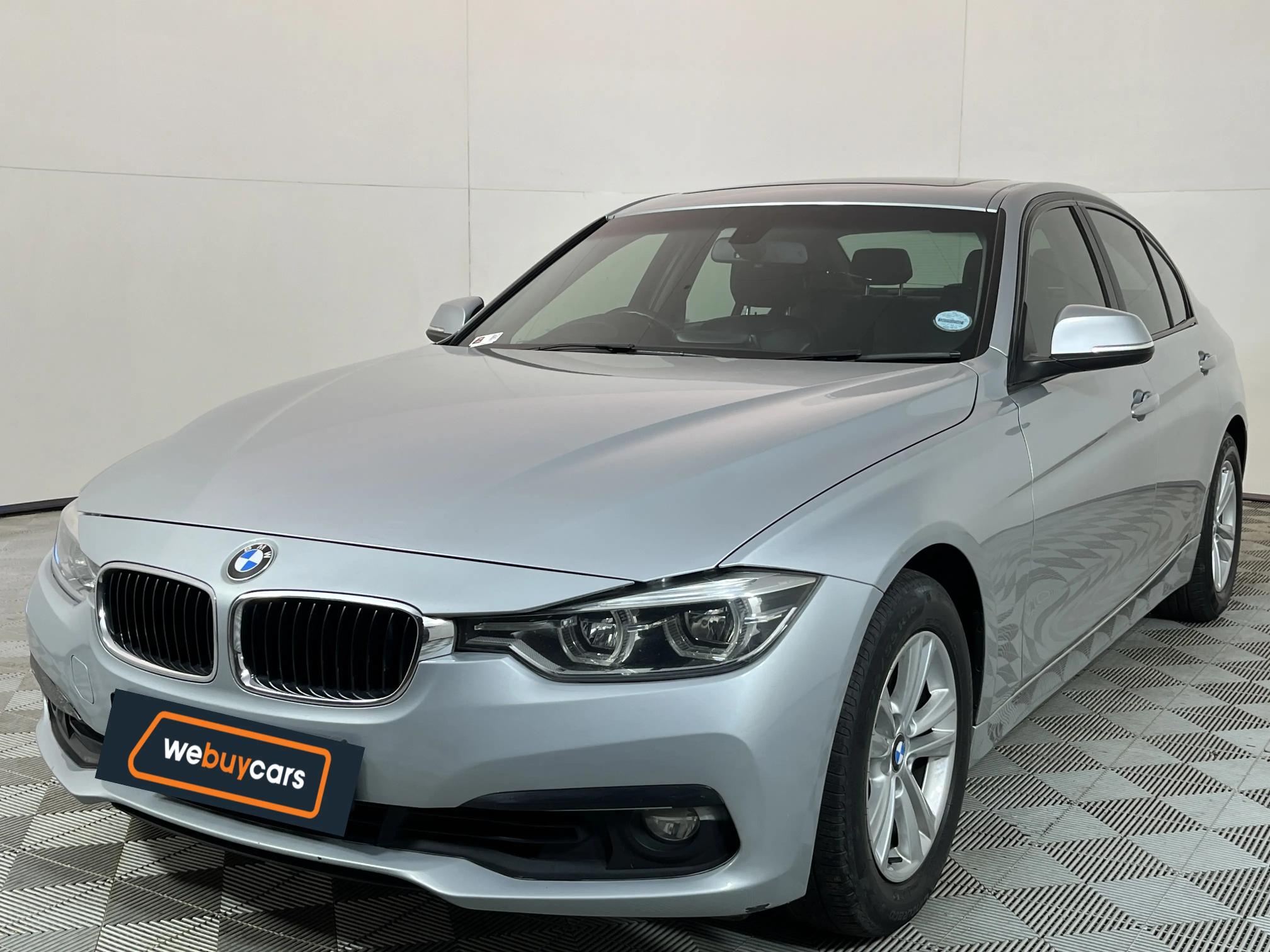 BMW 320i (F30) Auto
