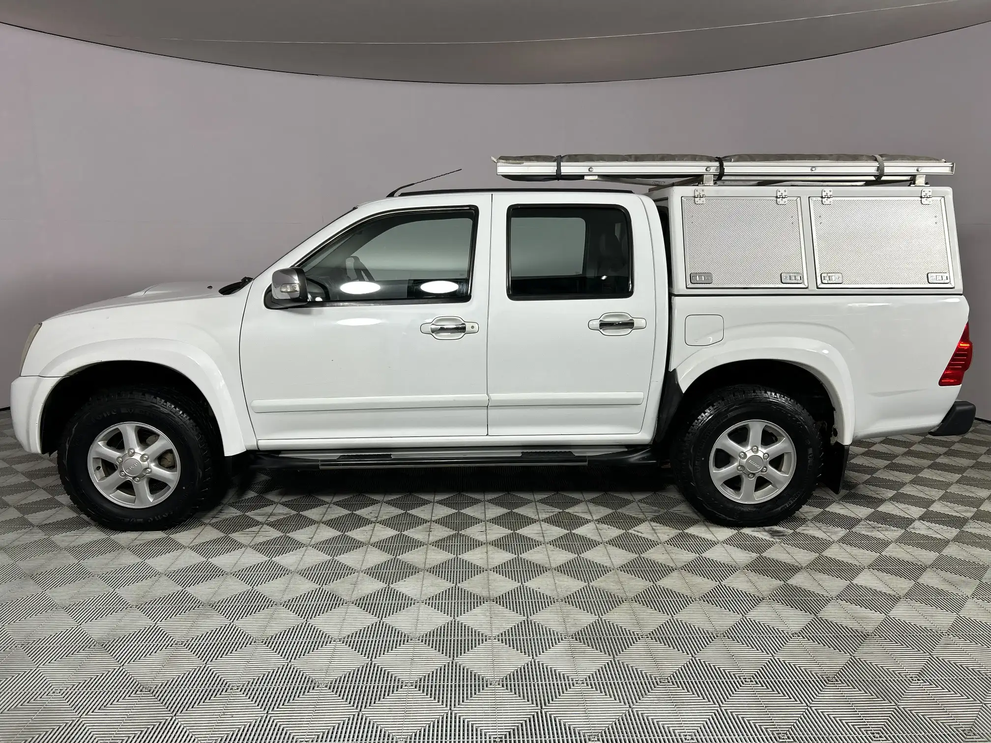 Isuzu KB