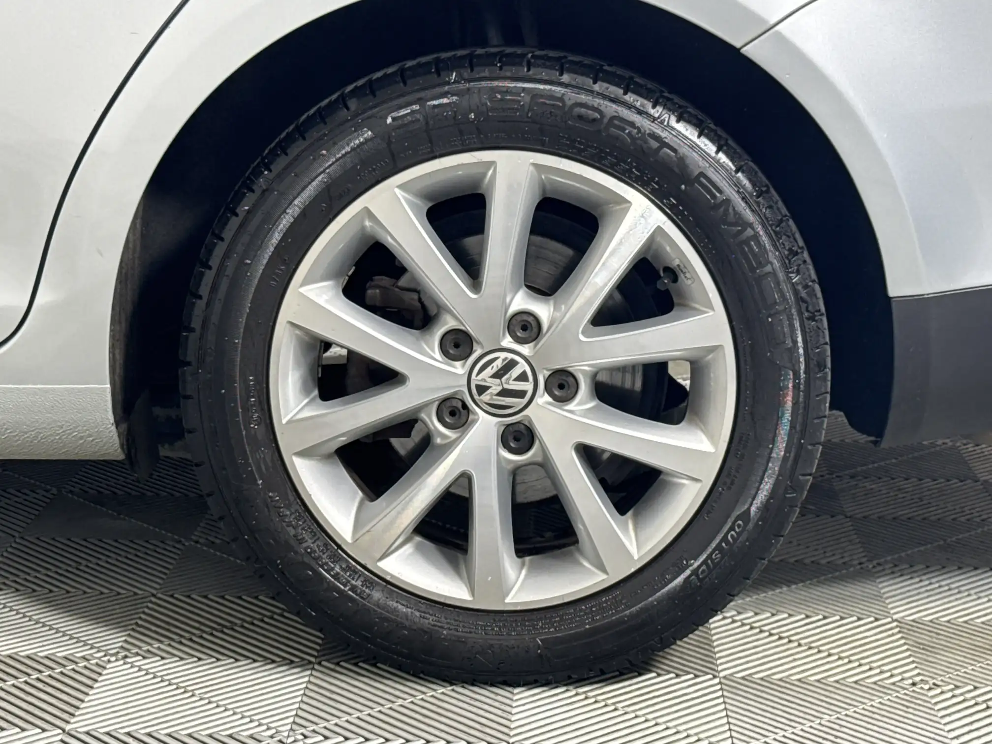 Volkswagen Jetta 5