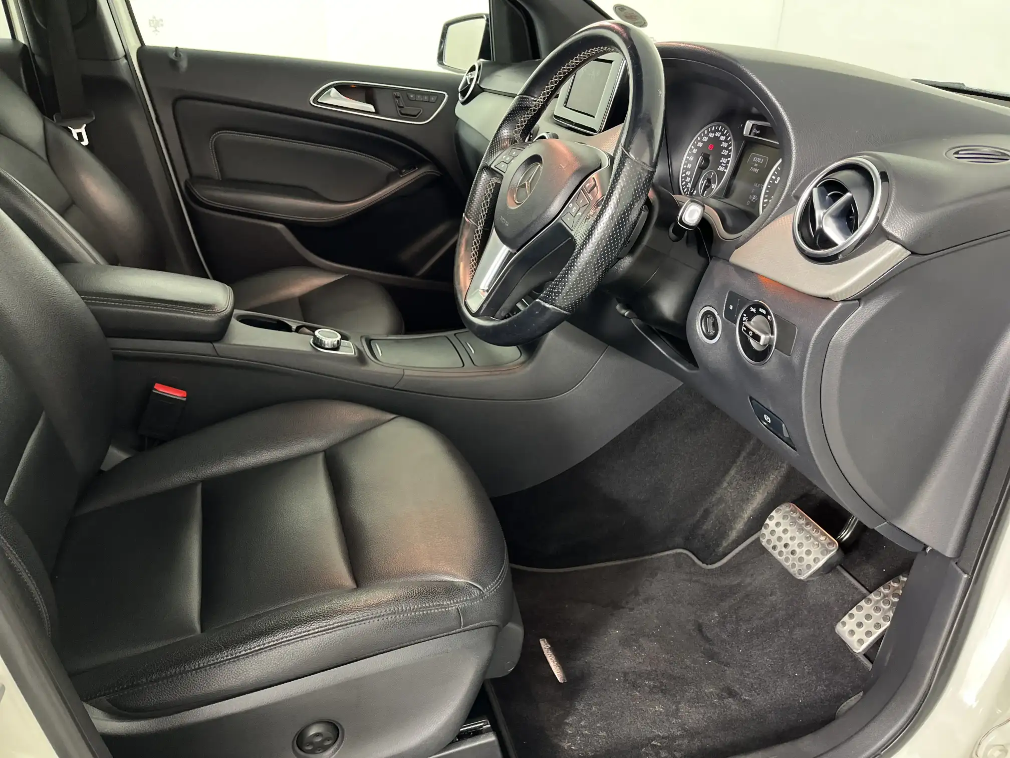 Mercedes-Benz B Class
