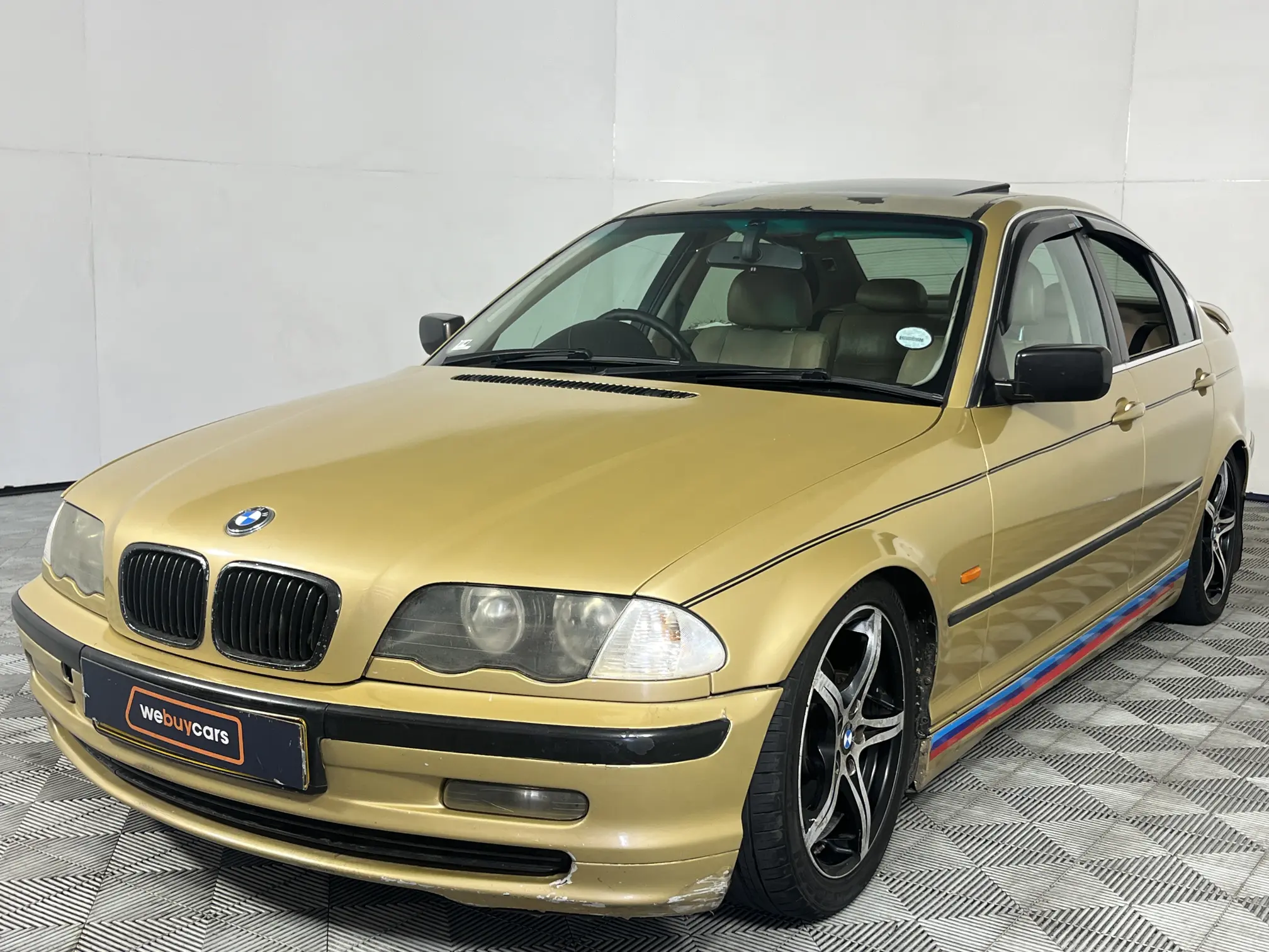 2000 BMW 3 Series 320i (E46)
