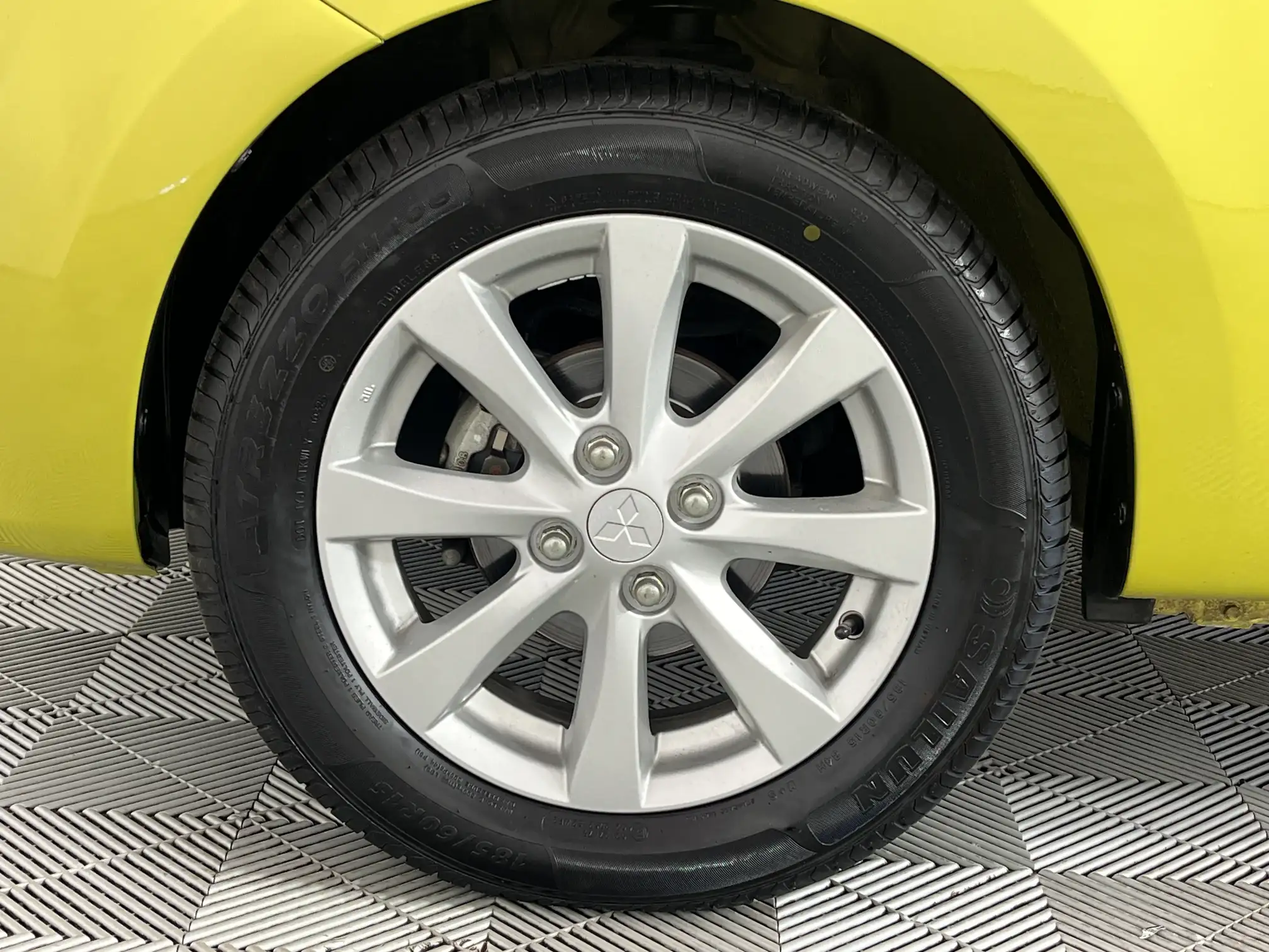 Mitsubishi Mirage