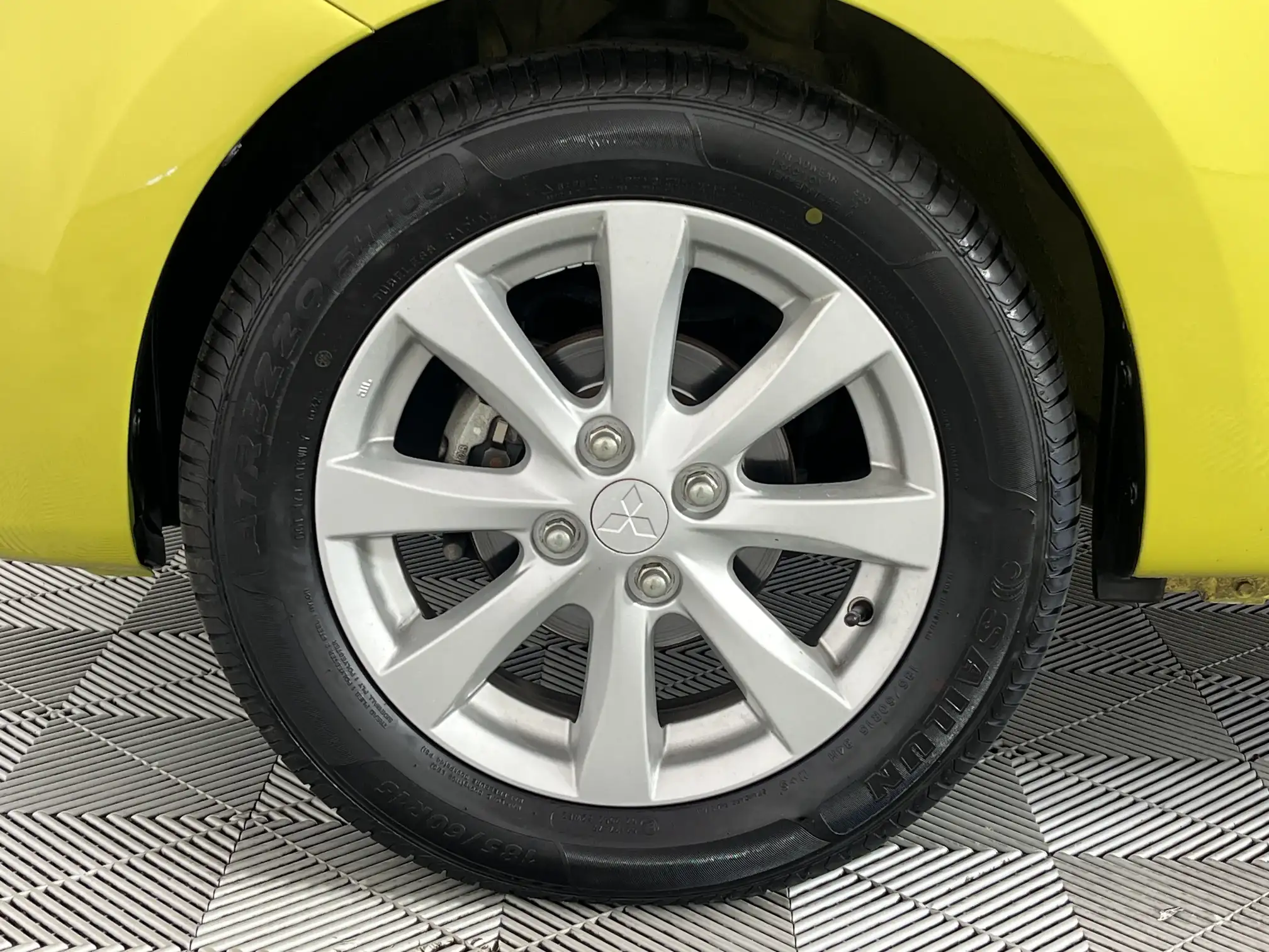 Mitsubishi Mirage
