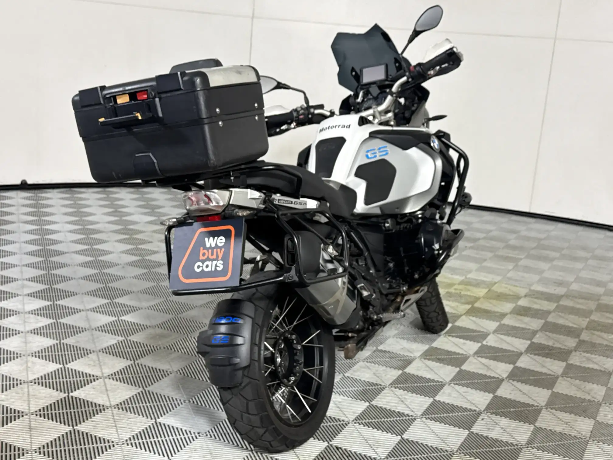 BMW R Series