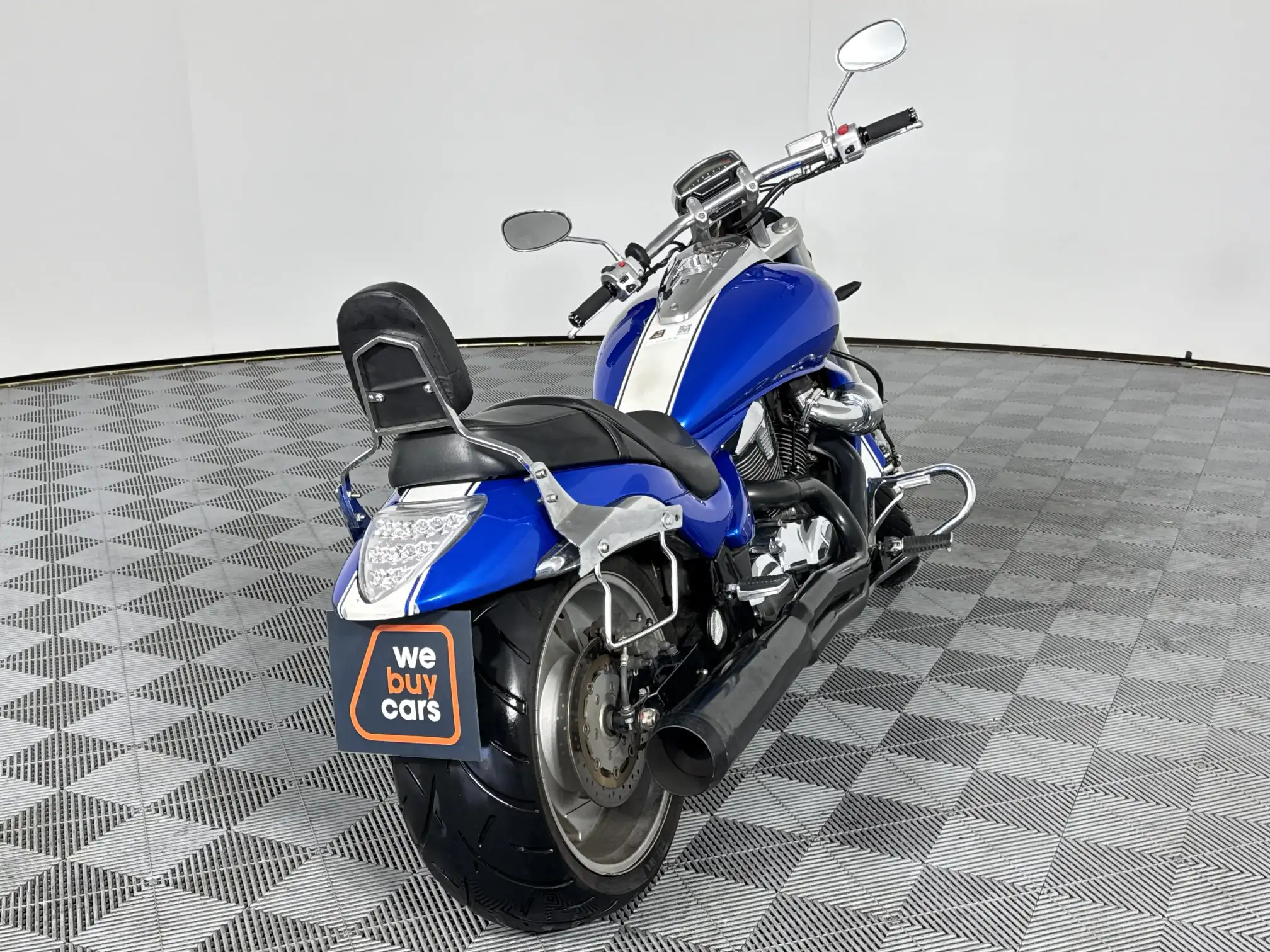 Suzuki Boulevard