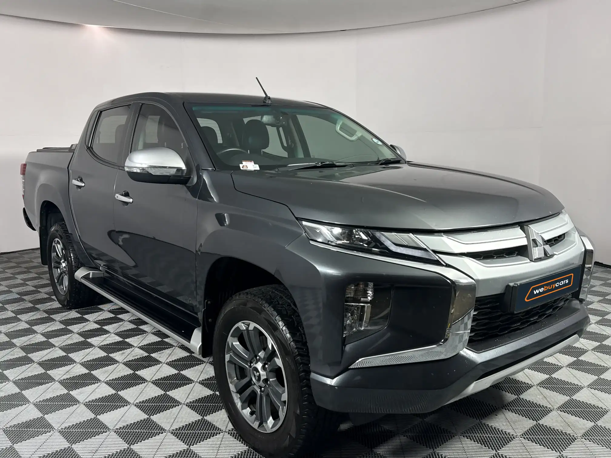 Mitsubishi Triton