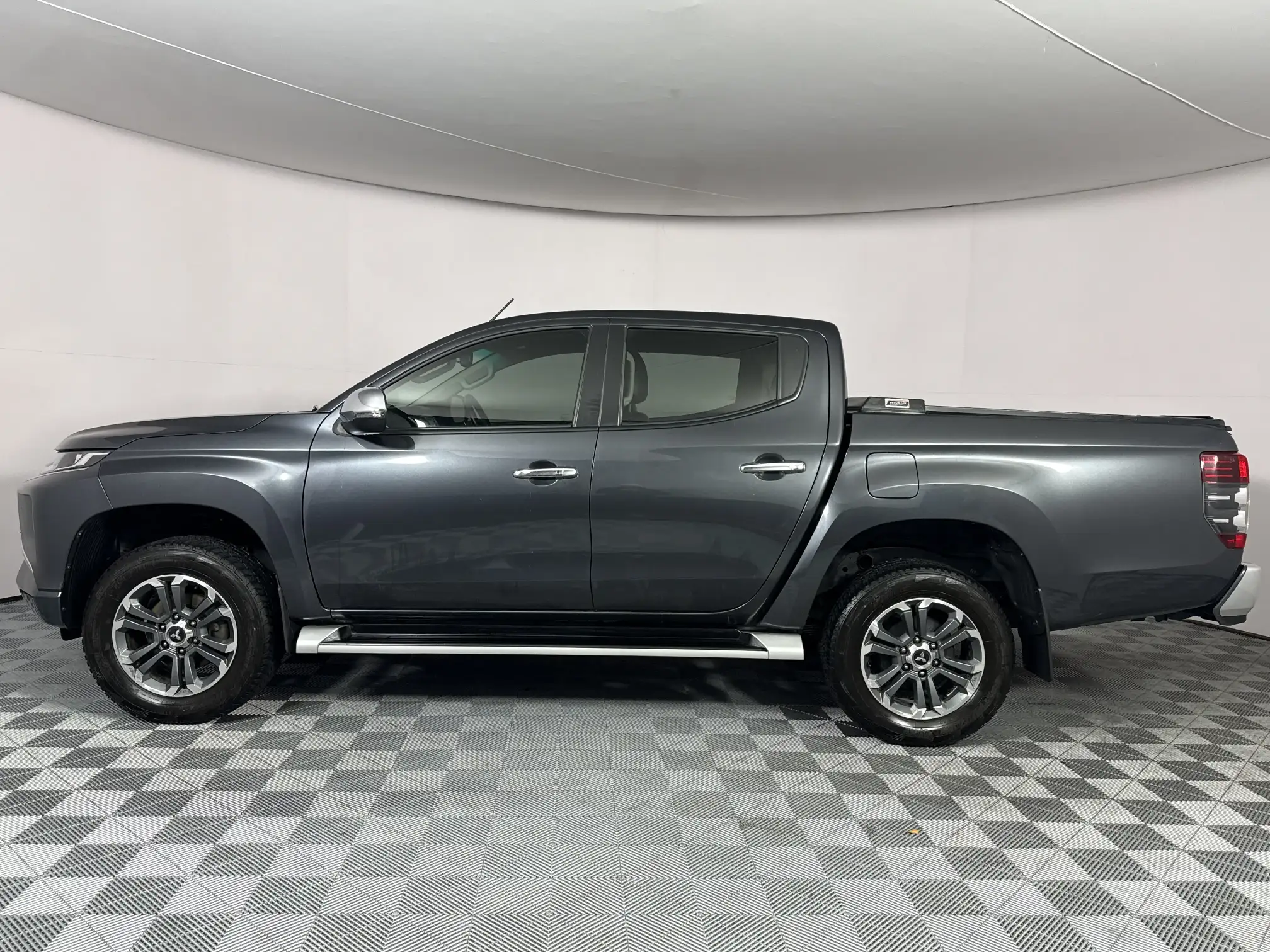 Mitsubishi Triton