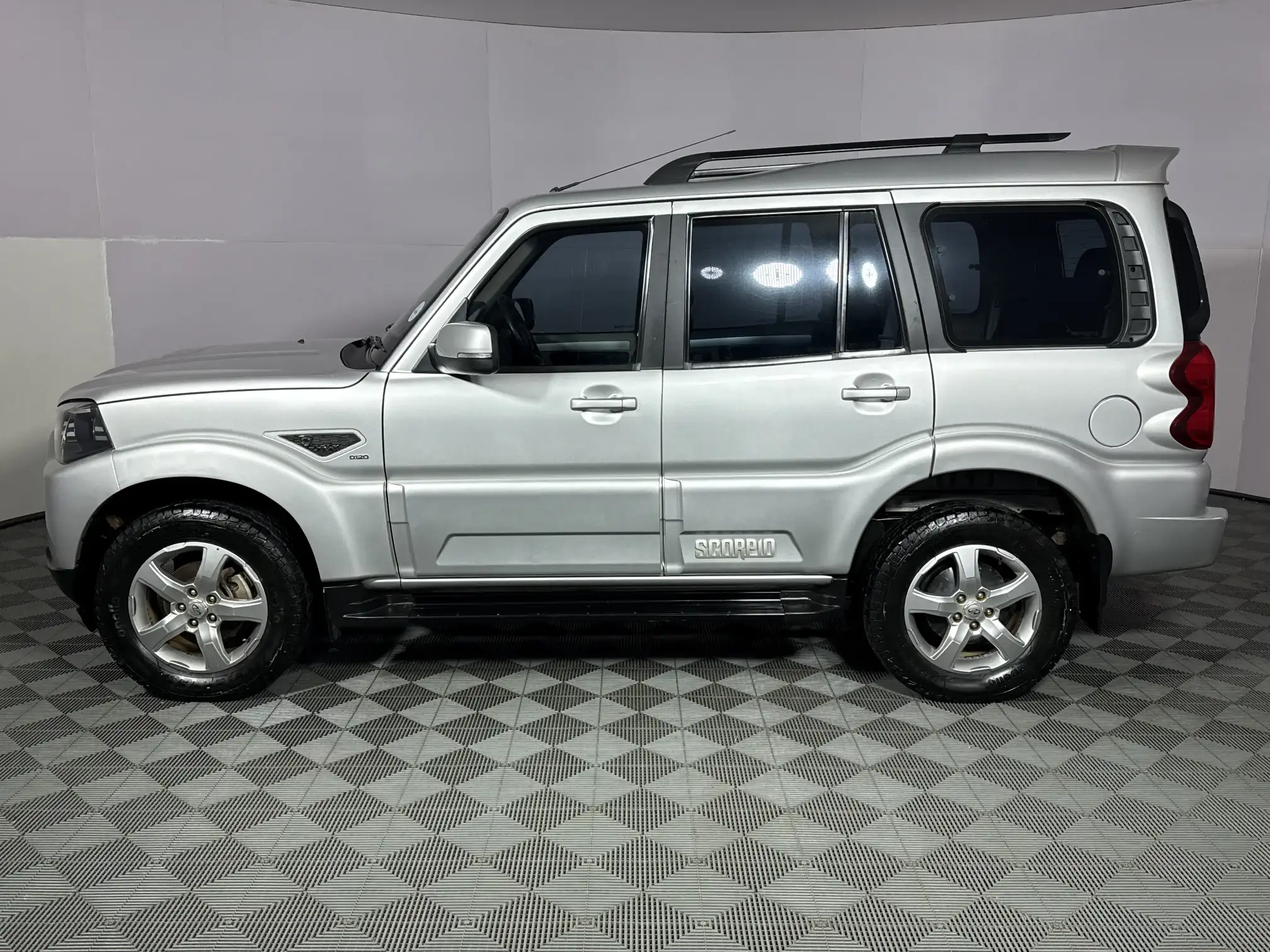 Mahindra Scorpio