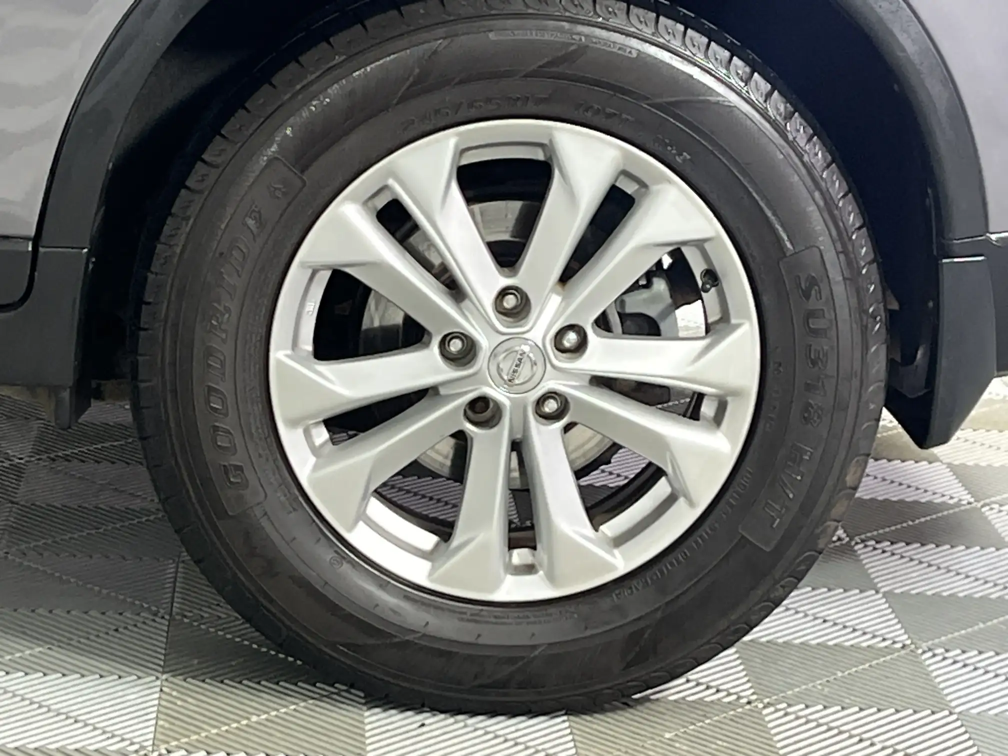 Nissan X Trail
