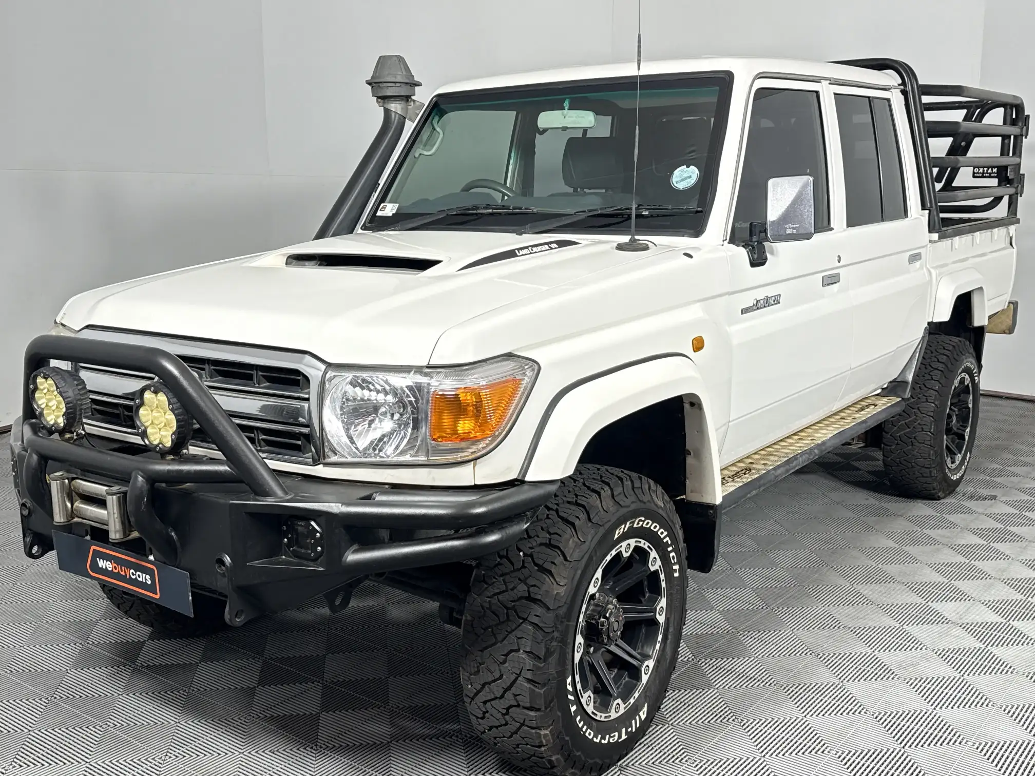 2016 Toyota Land Cruiser