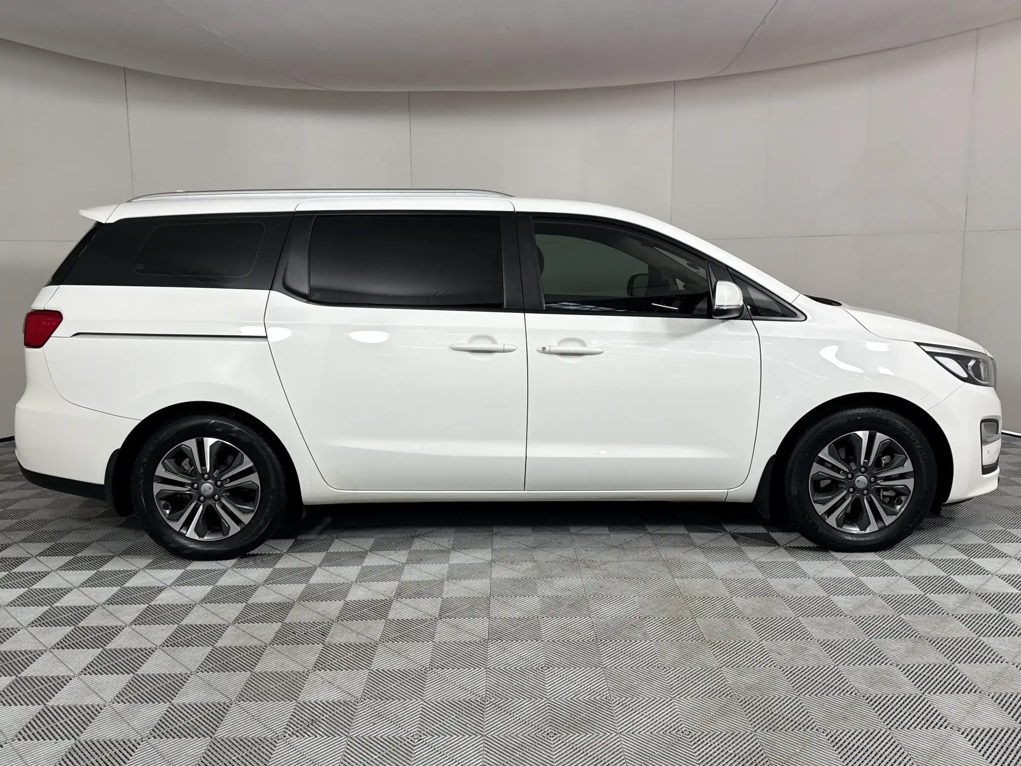 KIA Sedona