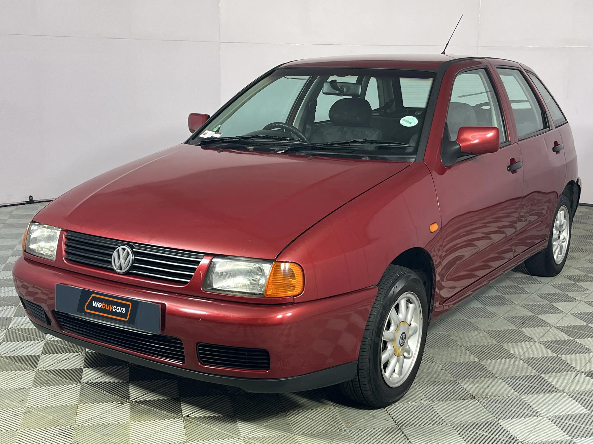 Volkswagen (VW) Polo Playa 1.8