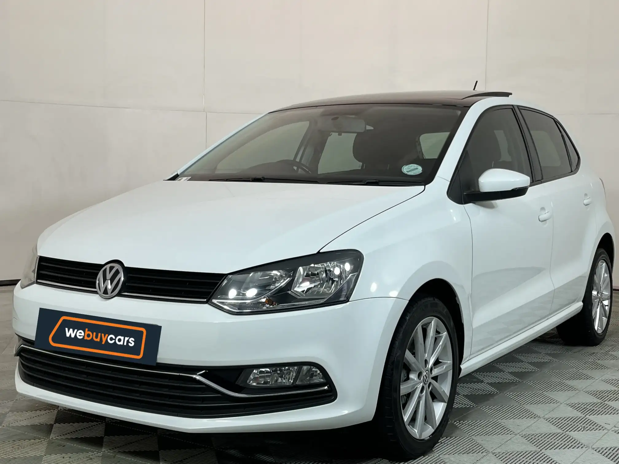 2016 Volkswagen Polo 1.2 TSI Highline DSG (81 KW) at Midstream (GP) for sale R186900