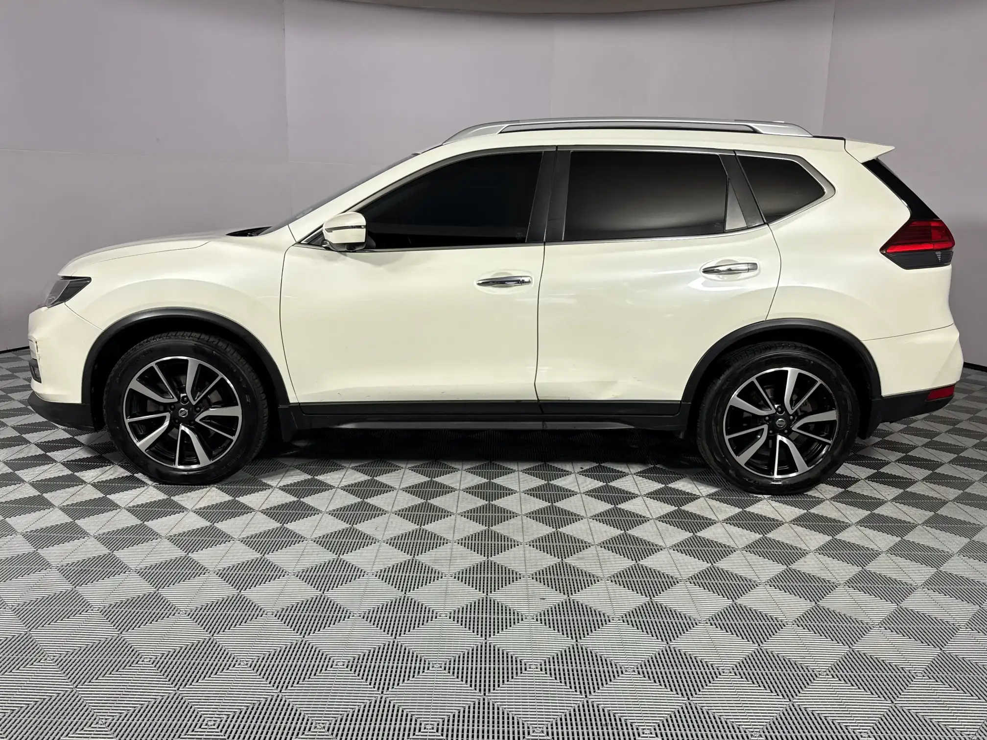 Nissan X Trail