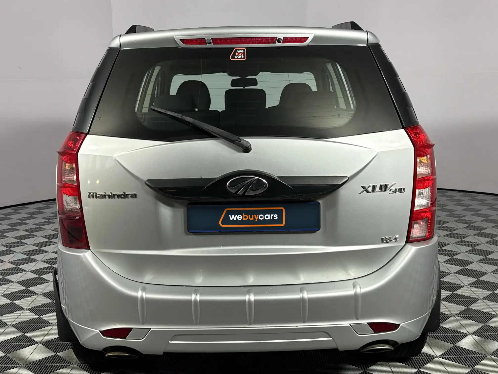 Mahindra XUV