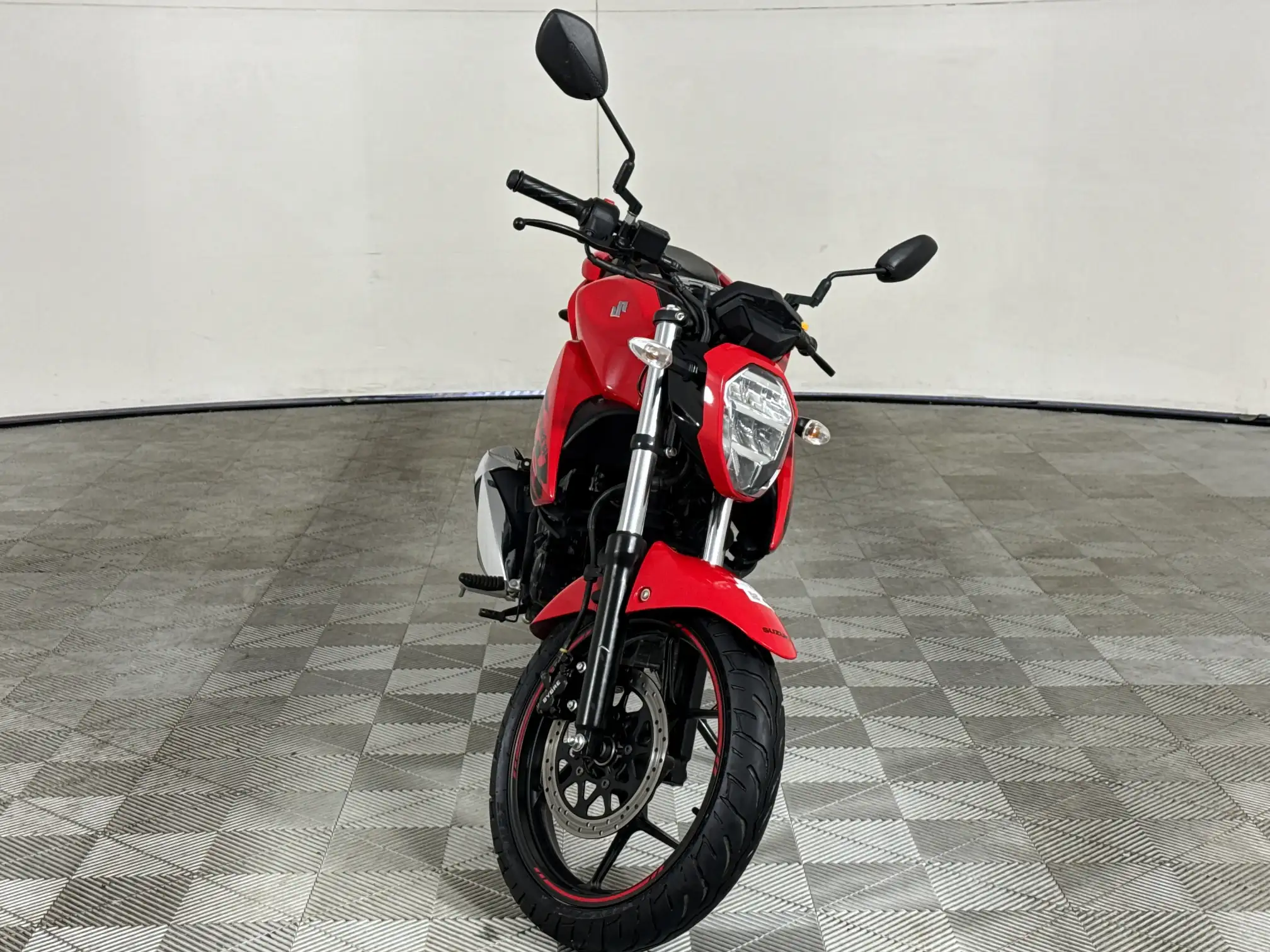 Suzuki GSX
