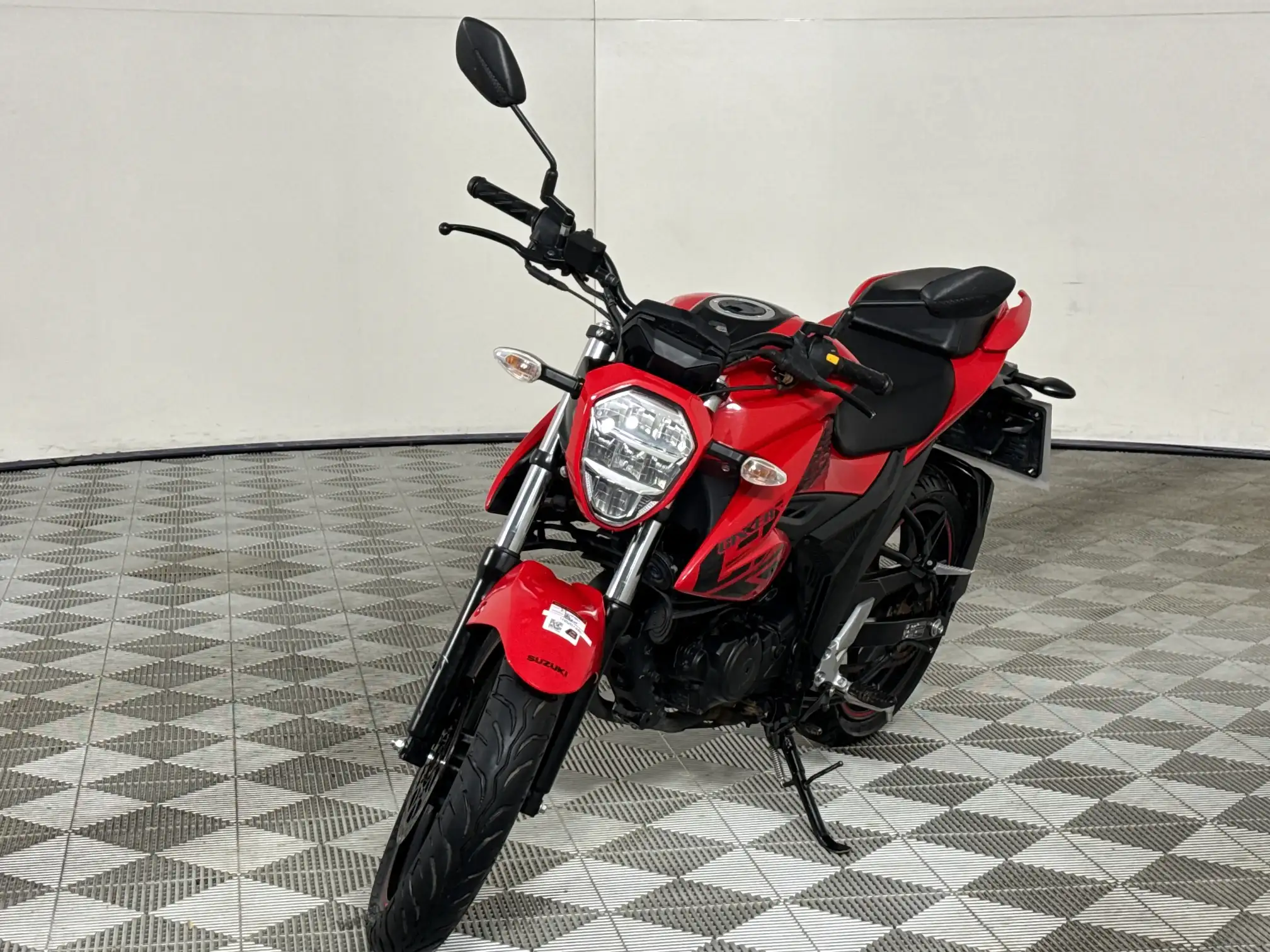 Suzuki GSX
