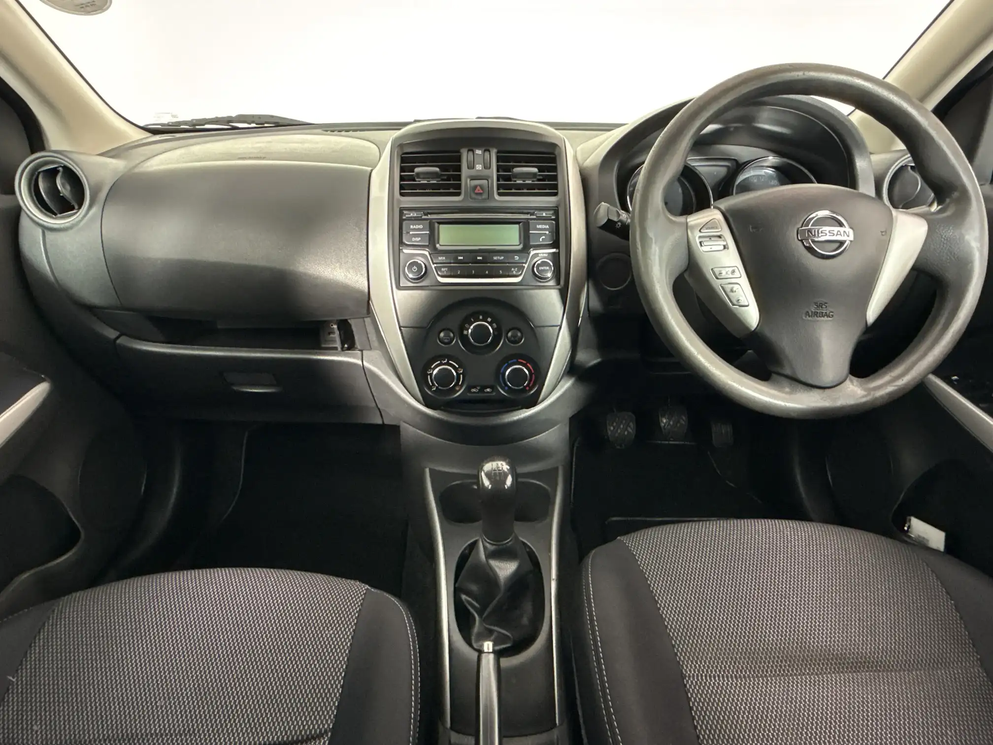 Nissan Almera