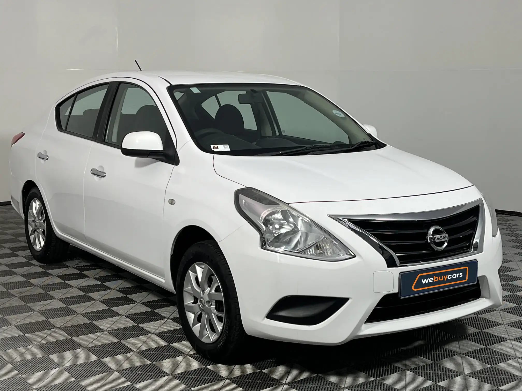 Nissan Almera