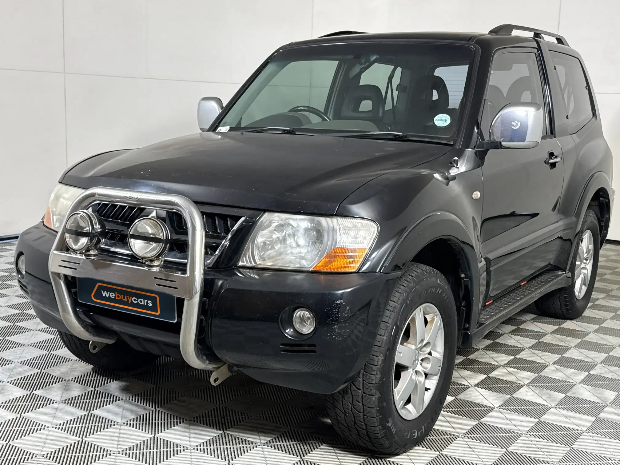 2005 Mitsubishi Pajero