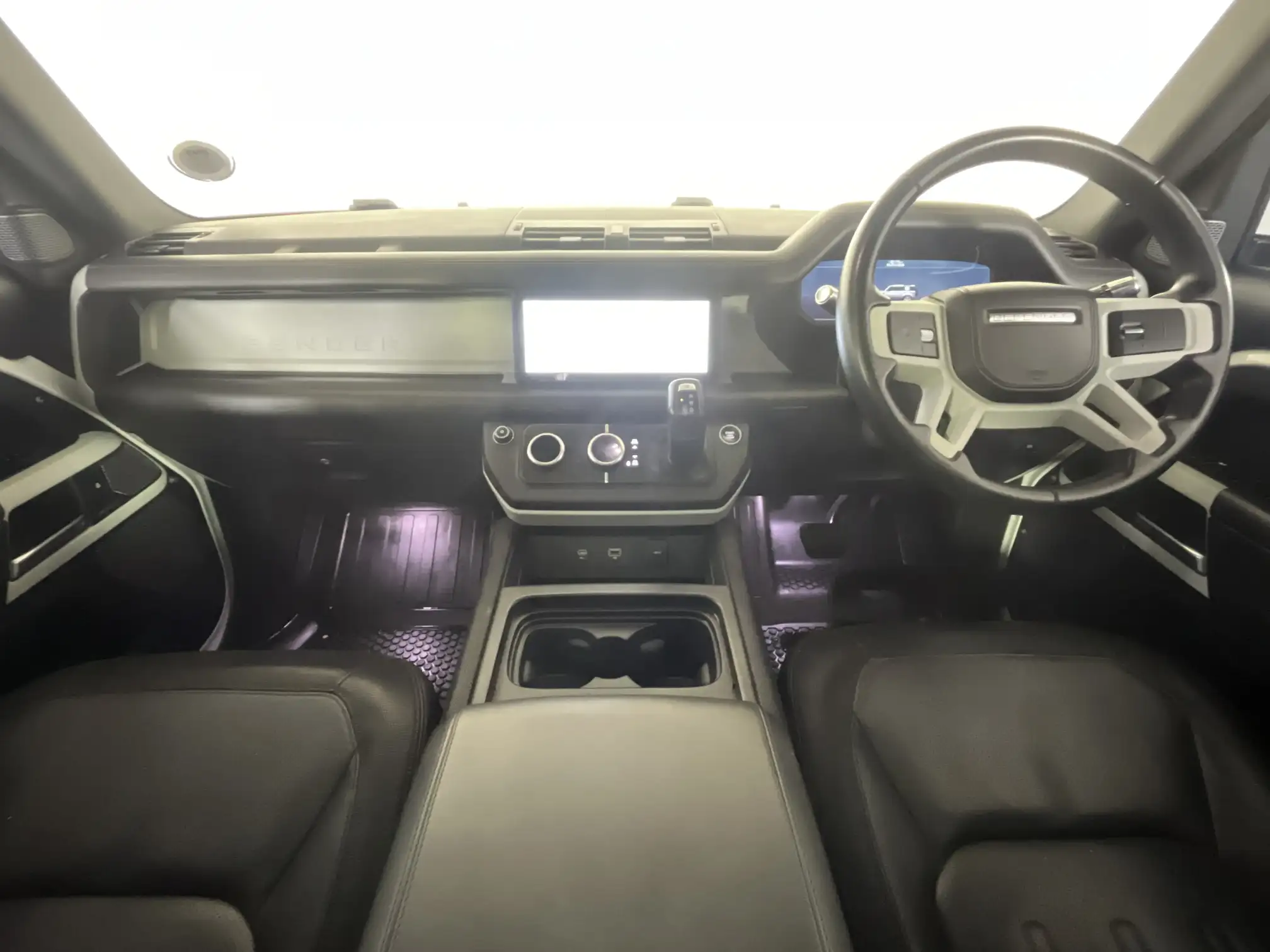 Land Rover Defender 110