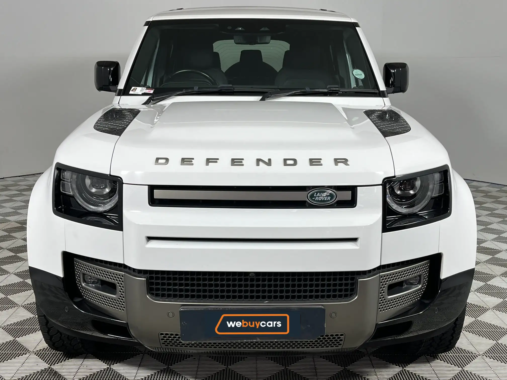 Land Rover Defender 110