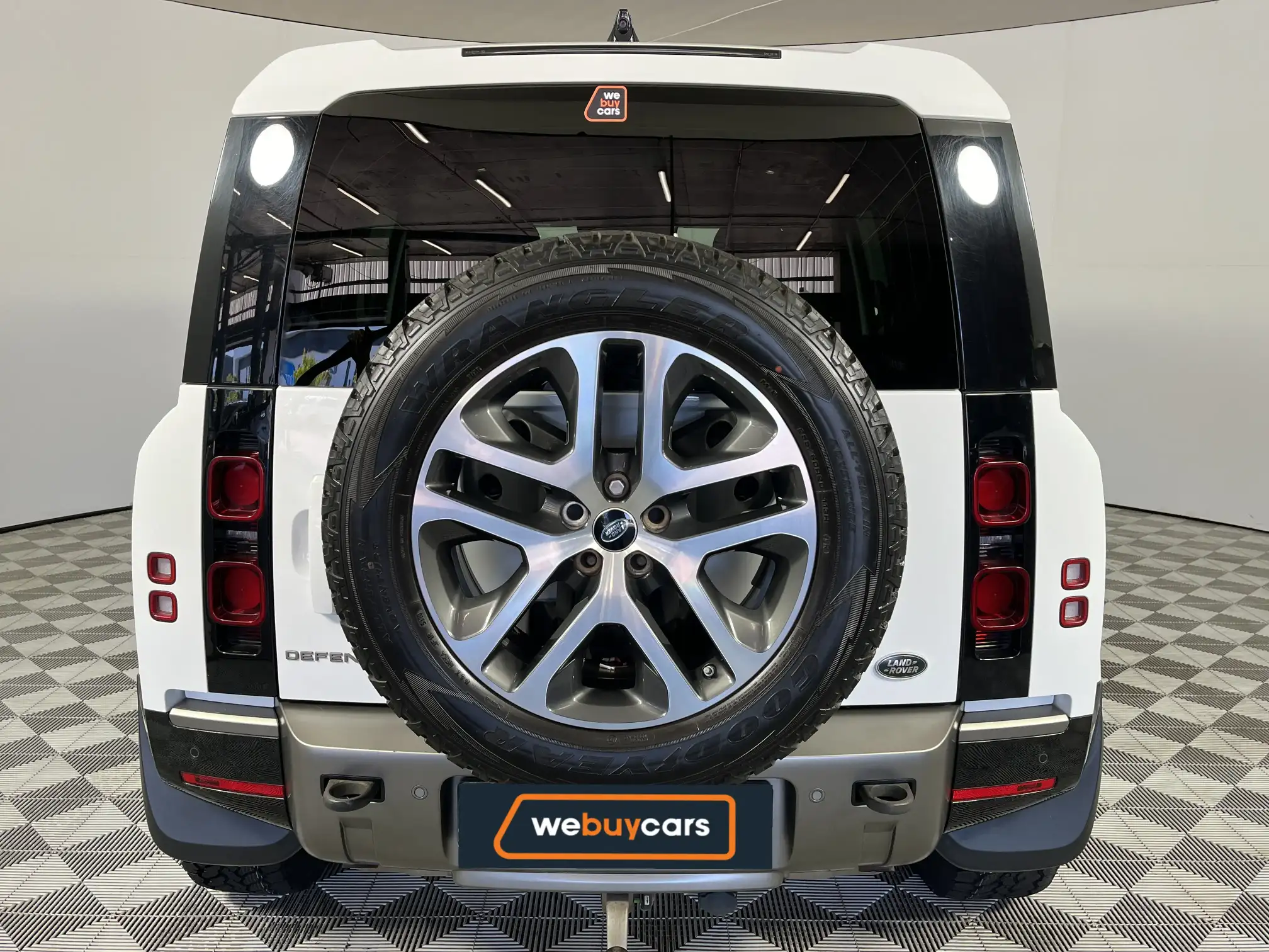 Land Rover Defender 110