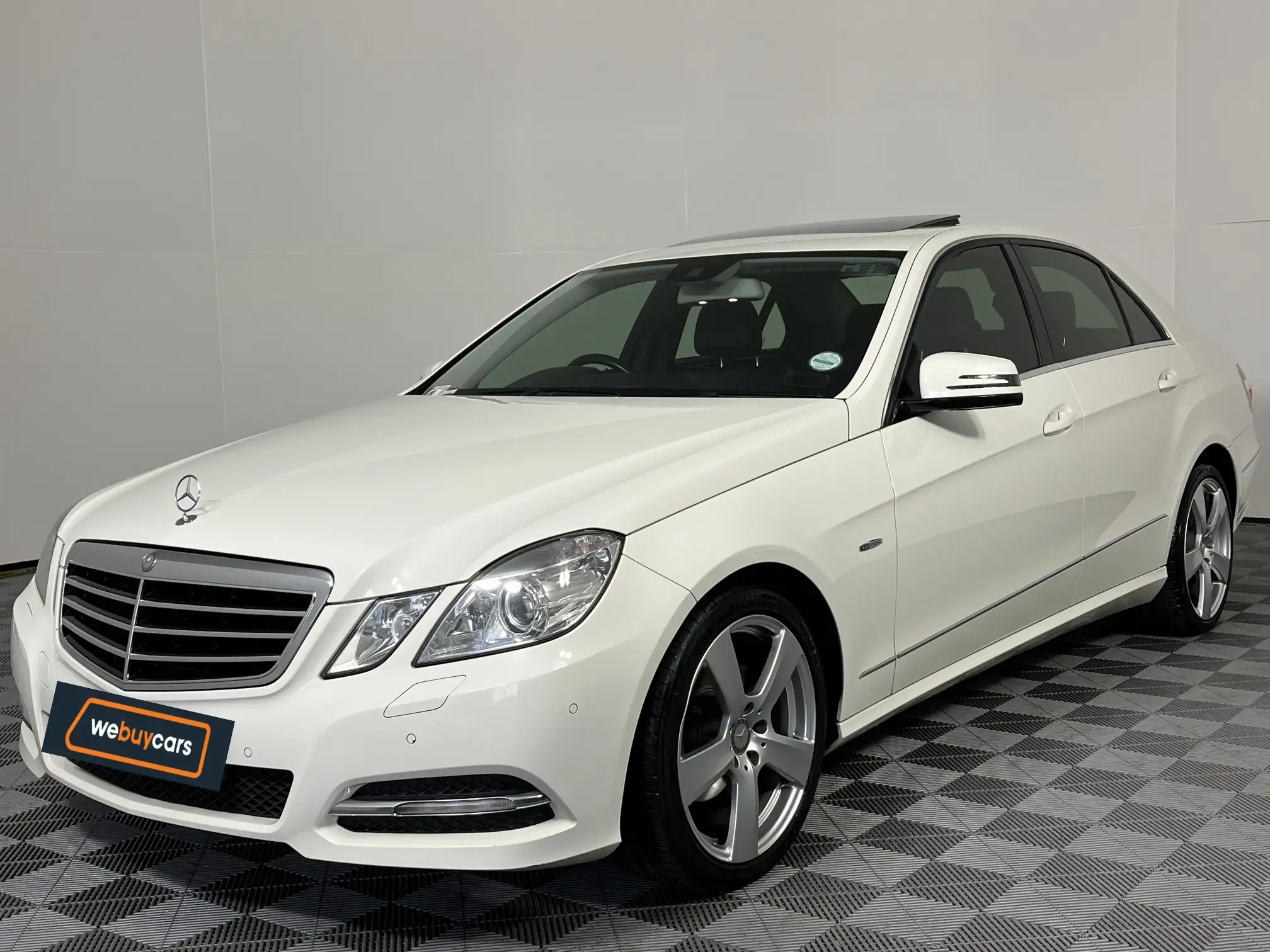 Mercedes-Benz E Class Sedan