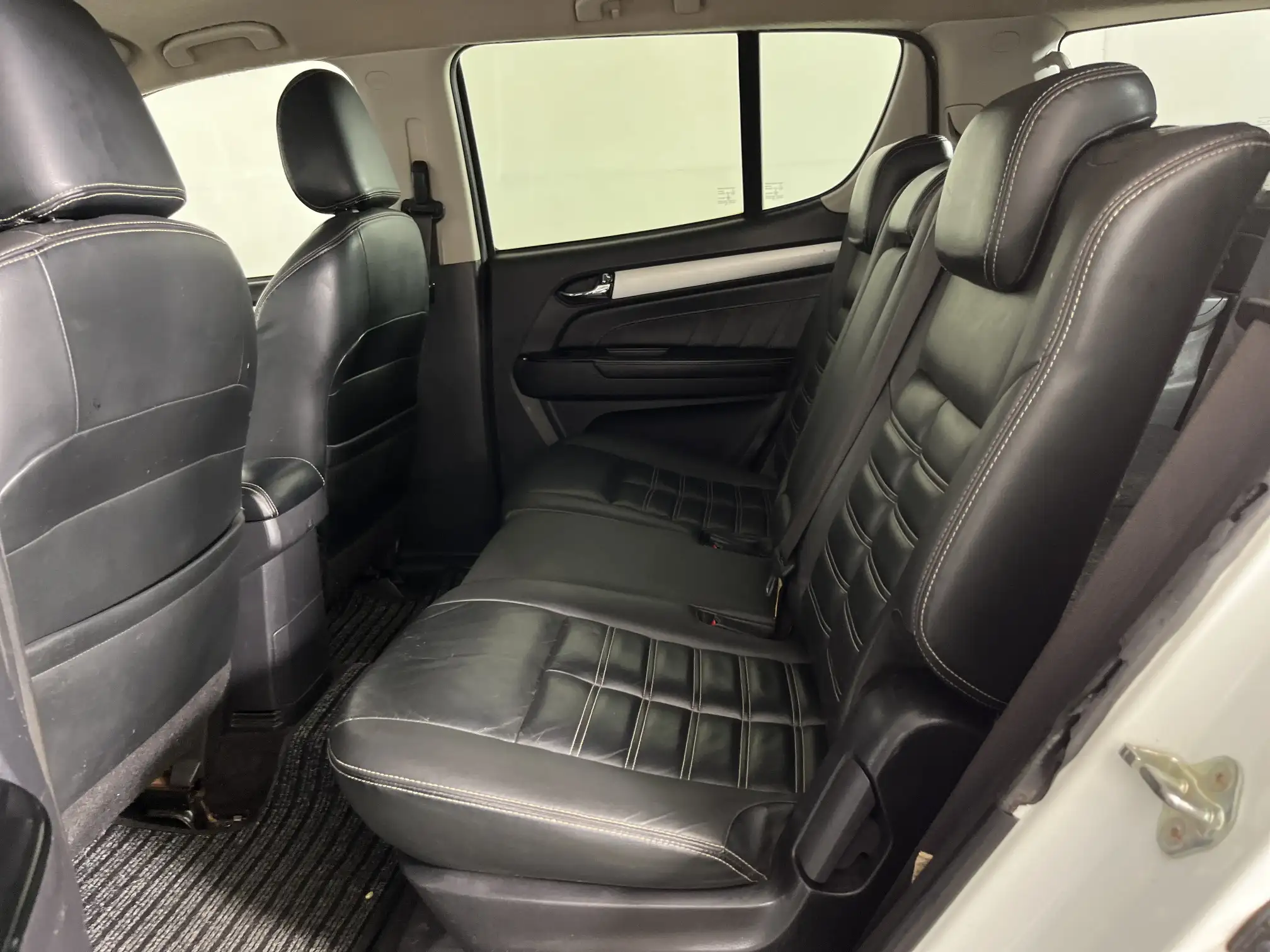 Isuzu MU-X