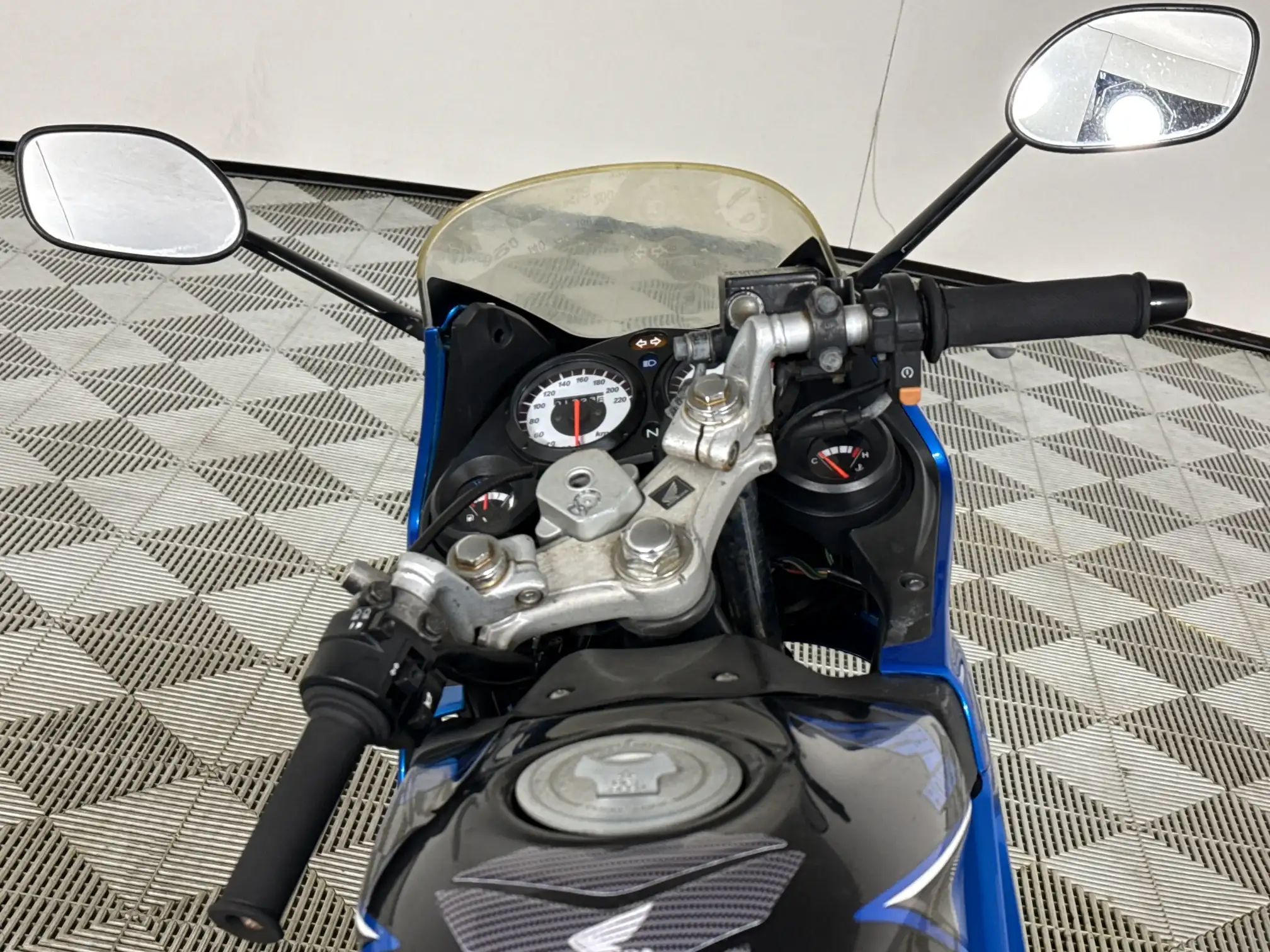 Honda CBR