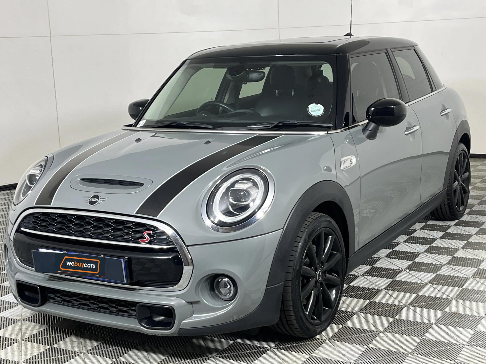 MINI Cooper S Mark V (141 kW) (XU922) Steptronic 5 Doors