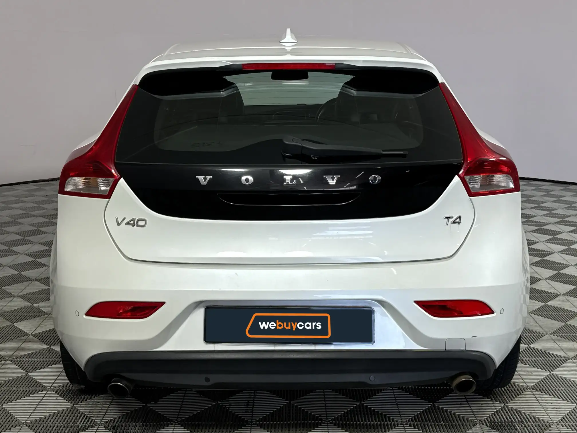 Volvo V40