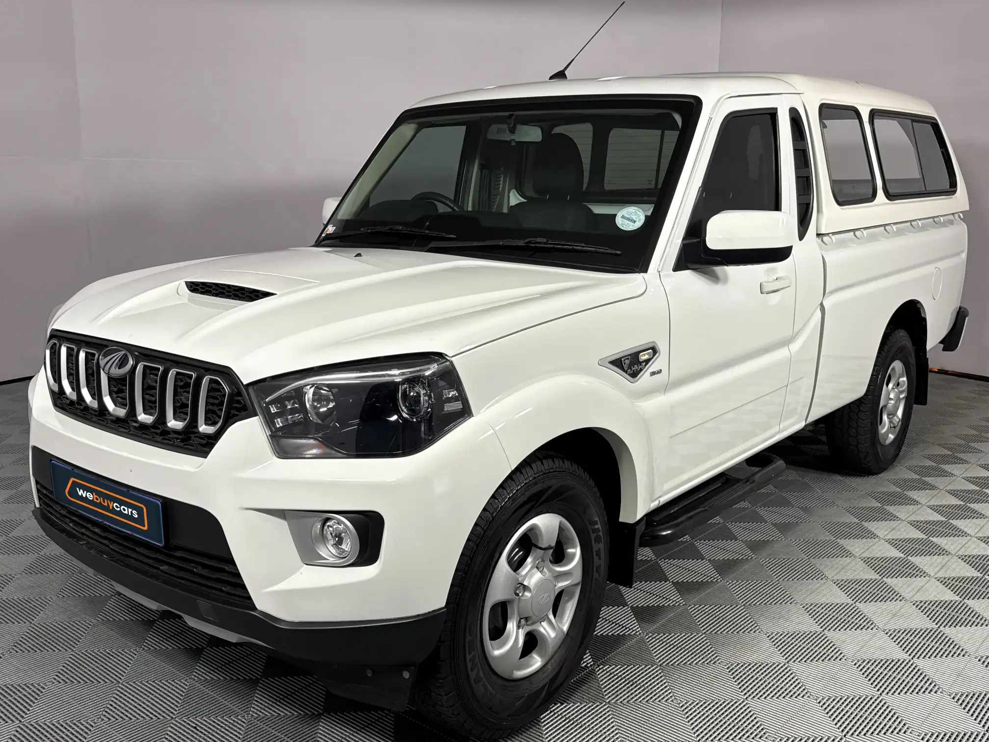 2025 Mahindra PIK UP