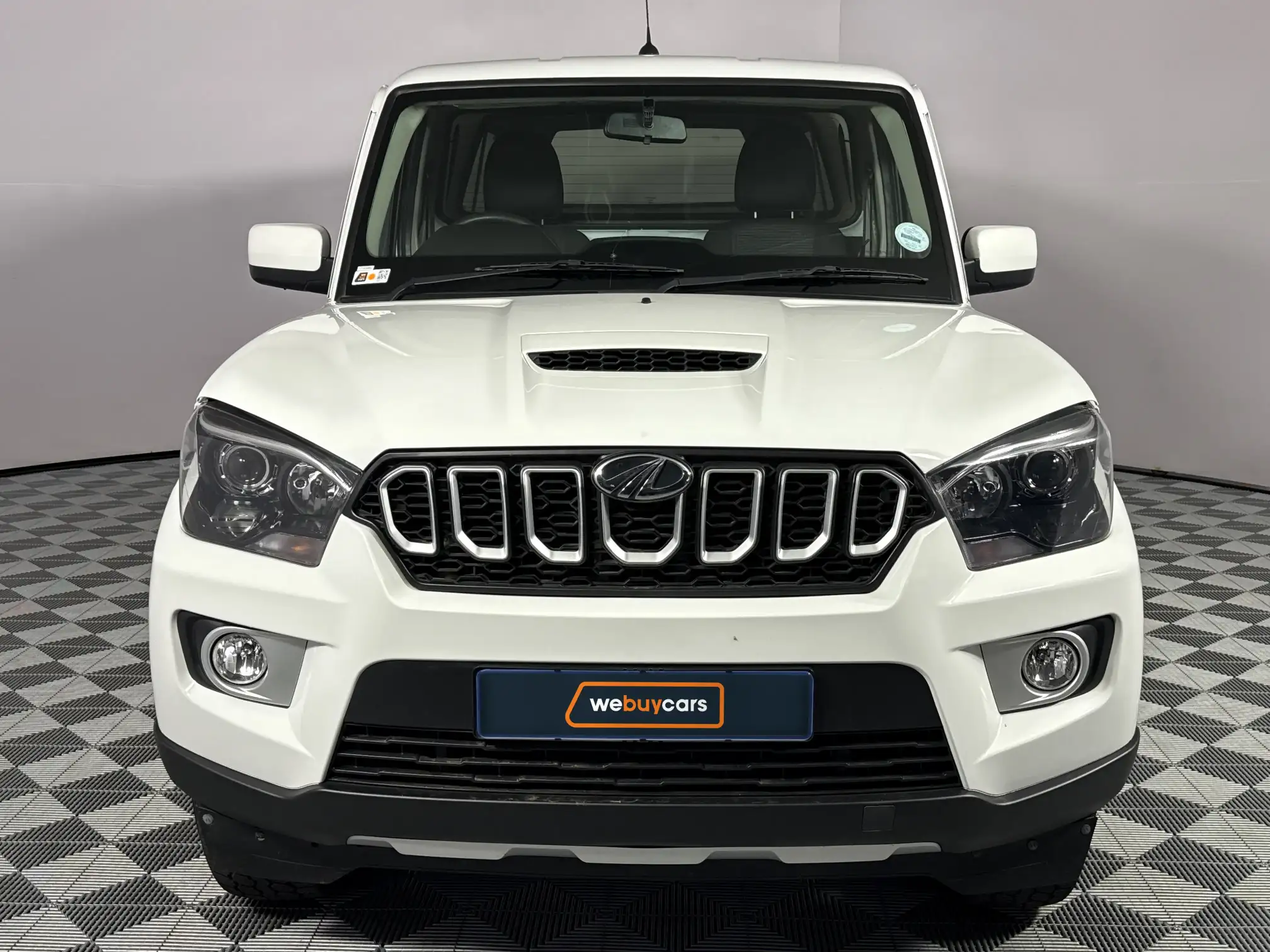 Mahindra PIK UP