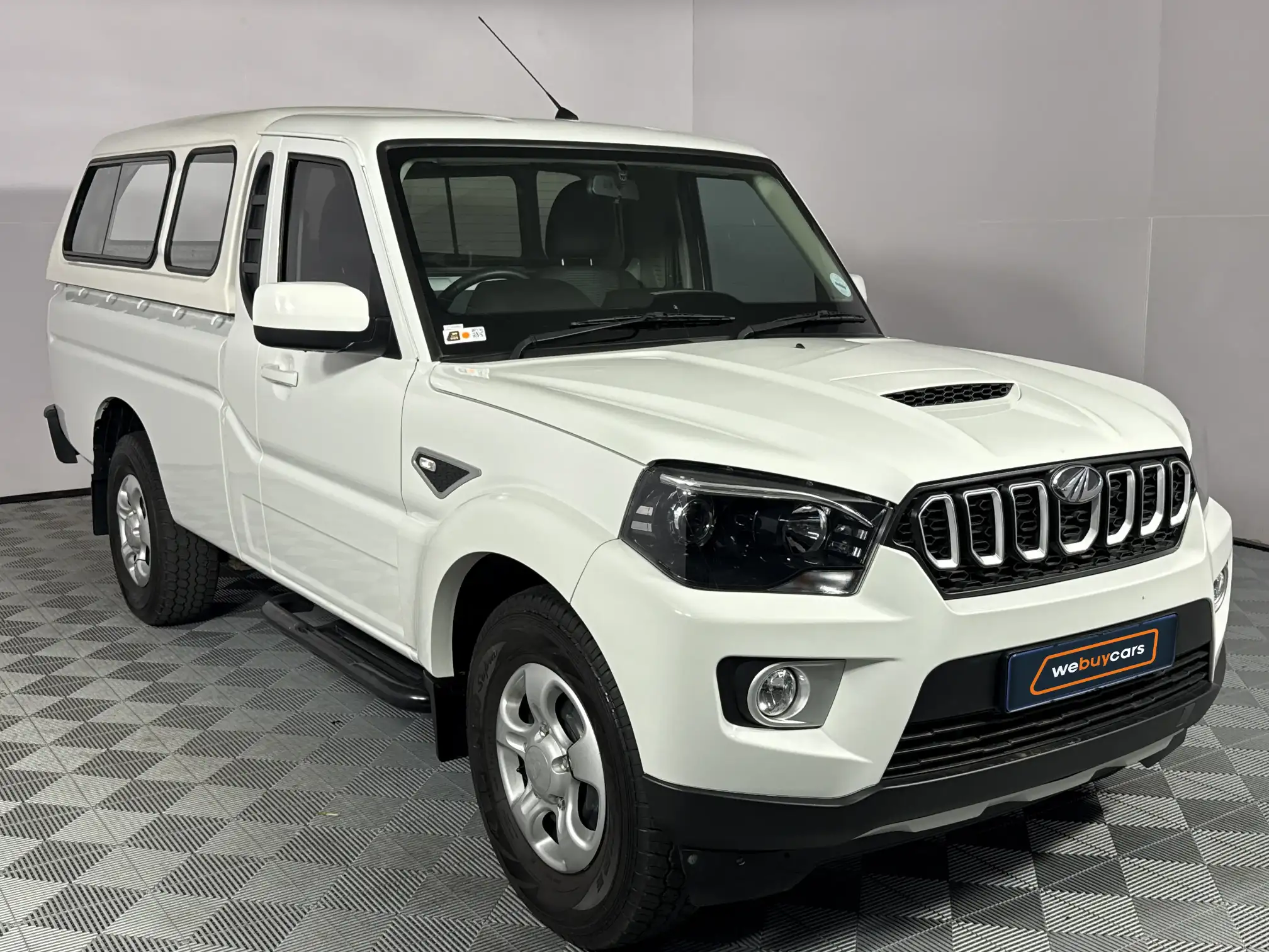 Mahindra PIK UP